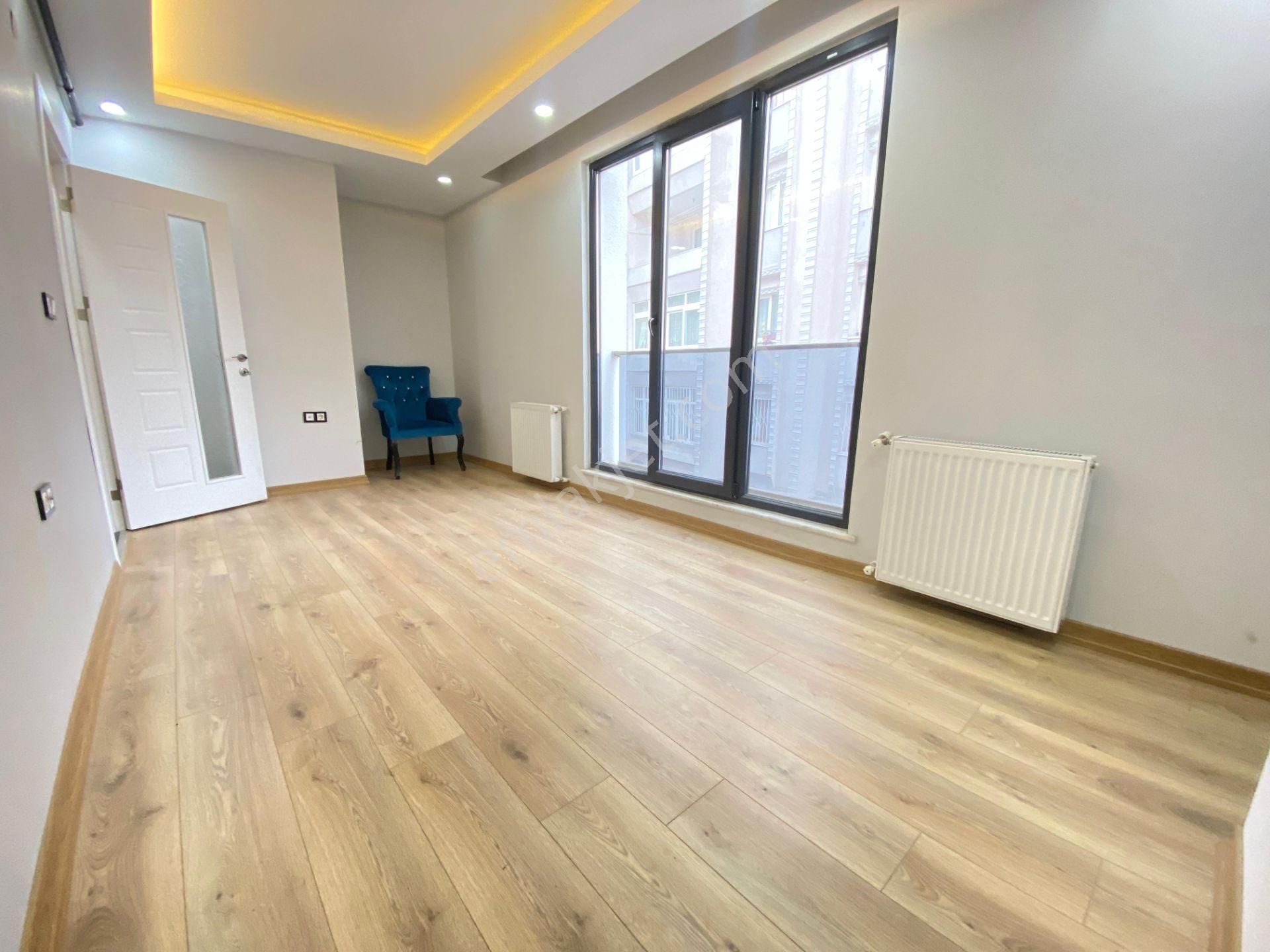 Pegaas'tan Yeni Binada Metrobüse Yakın 2+1 Arakat Kiralık Daire* - Görsel 7