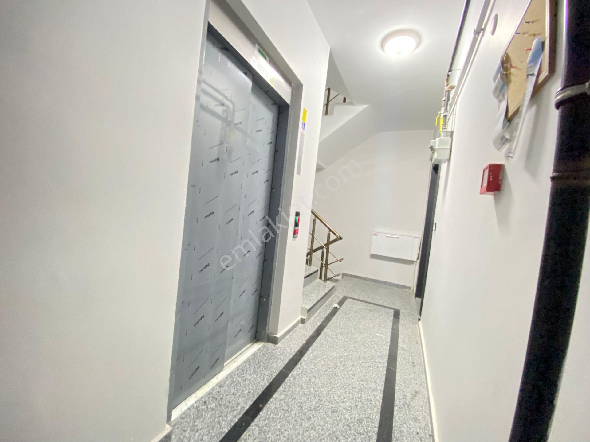 Pegaas'tan Yeni Binada Metrobüse Yakın 2+1 Arakat Kiralık Daire* - Görsel 32