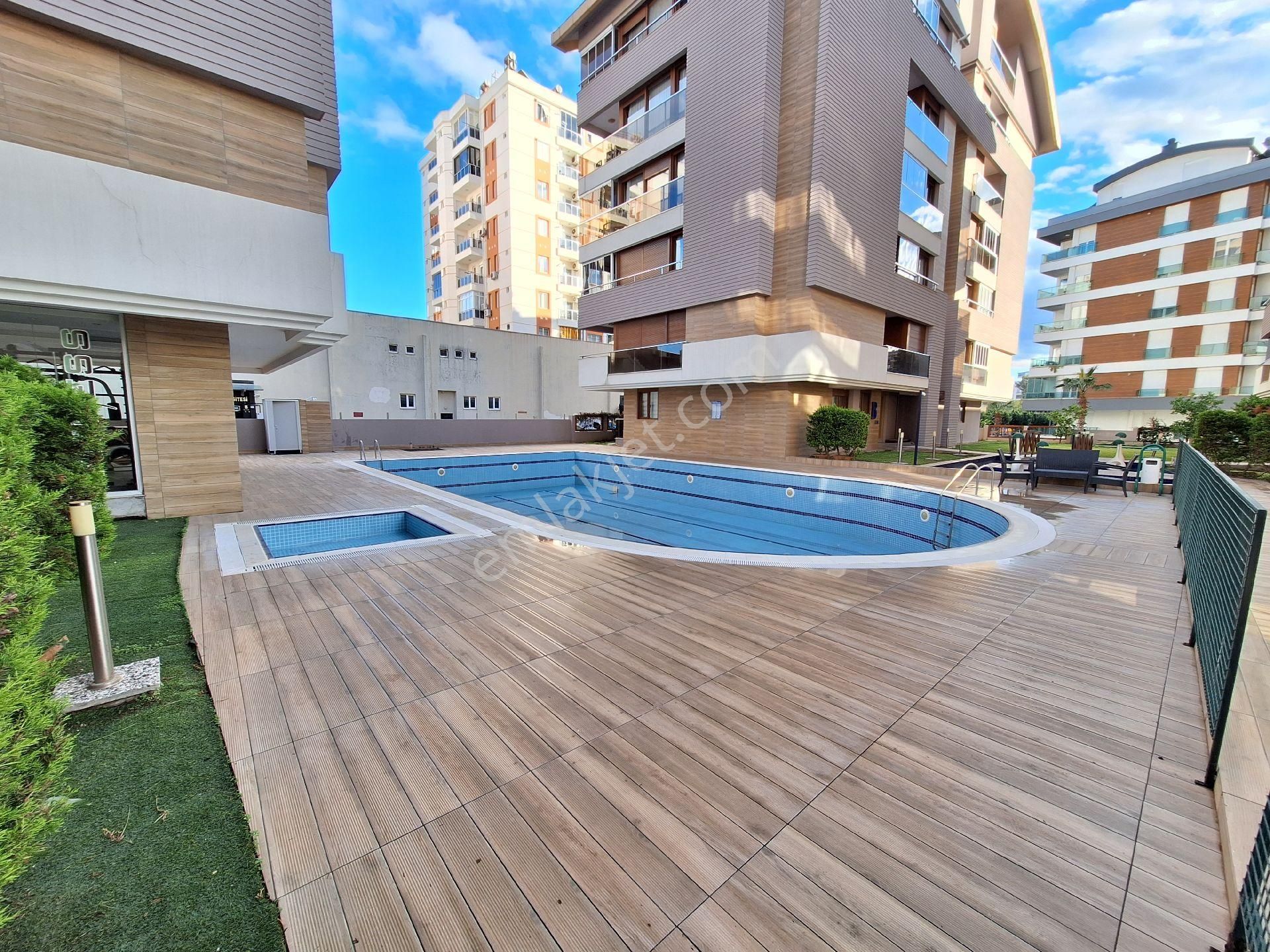 Antalya Konyaaltı Uncalı Mahallesinde Huvuzlu Site De Kombili Klimalı Kiralık Geniş 2+1 Daire - Görsel 31