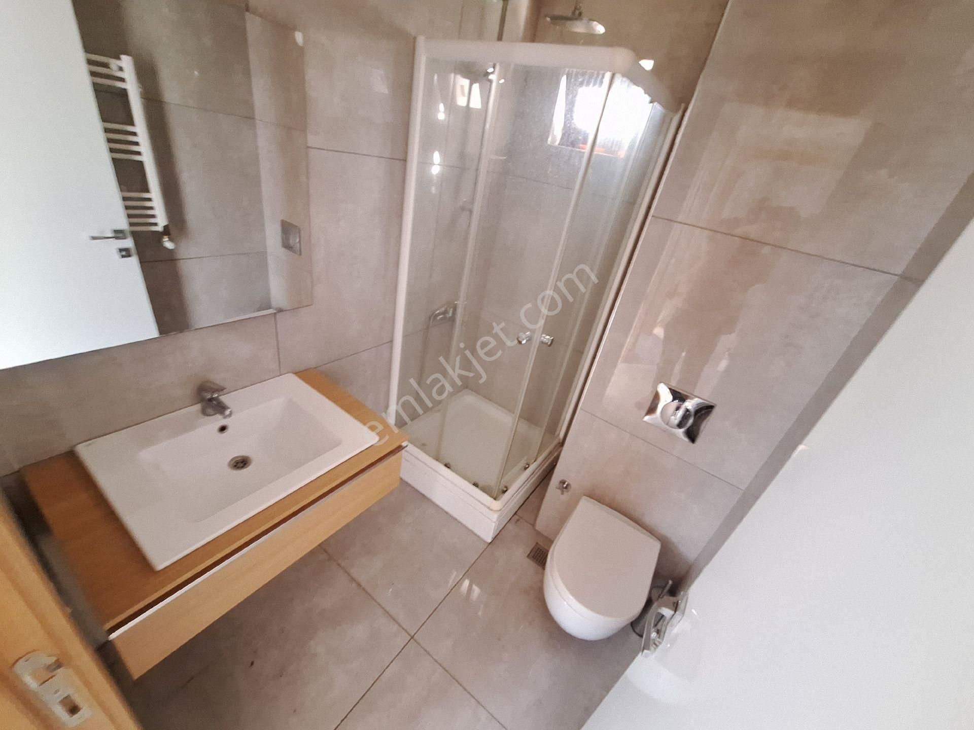 Antalya Konyaaltı Uncalı Mahallesinde Huvuzlu Site De Kombili Klimalı Kiralık Geniş 2+1 Daire - Görsel 24