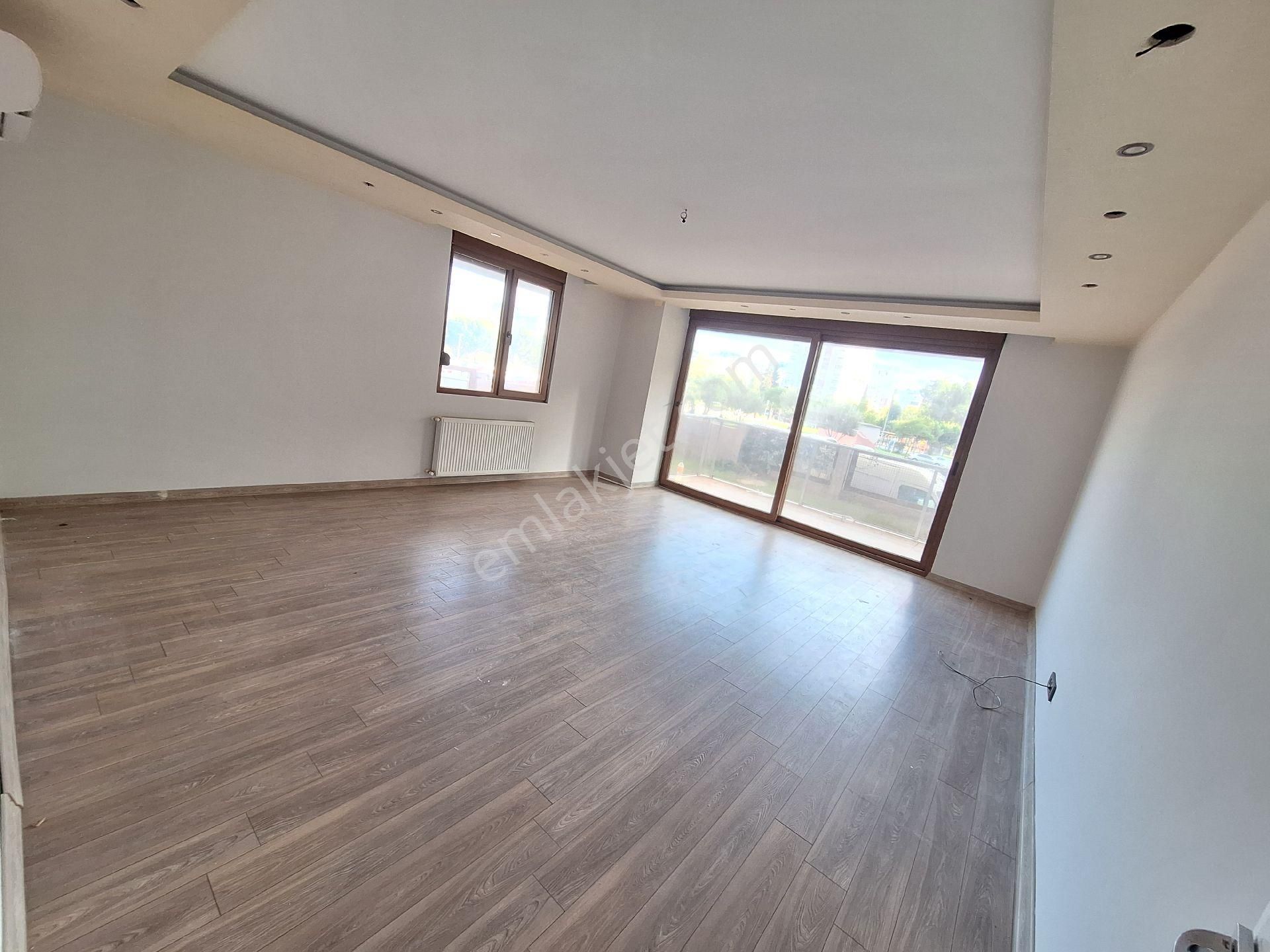 Antalya Konyaaltı Uncalı Mahallesinde Huvuzlu Site De Kombili Klimalı Kiralık Geniş 2+1 Daire - Görsel 9