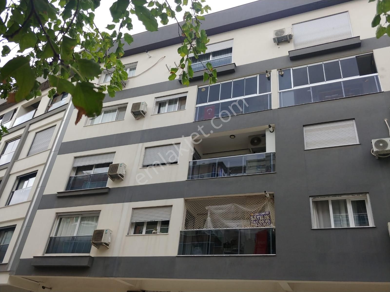 Karşıyaka Demirköprü'de Satılık 2+1 Dubleks