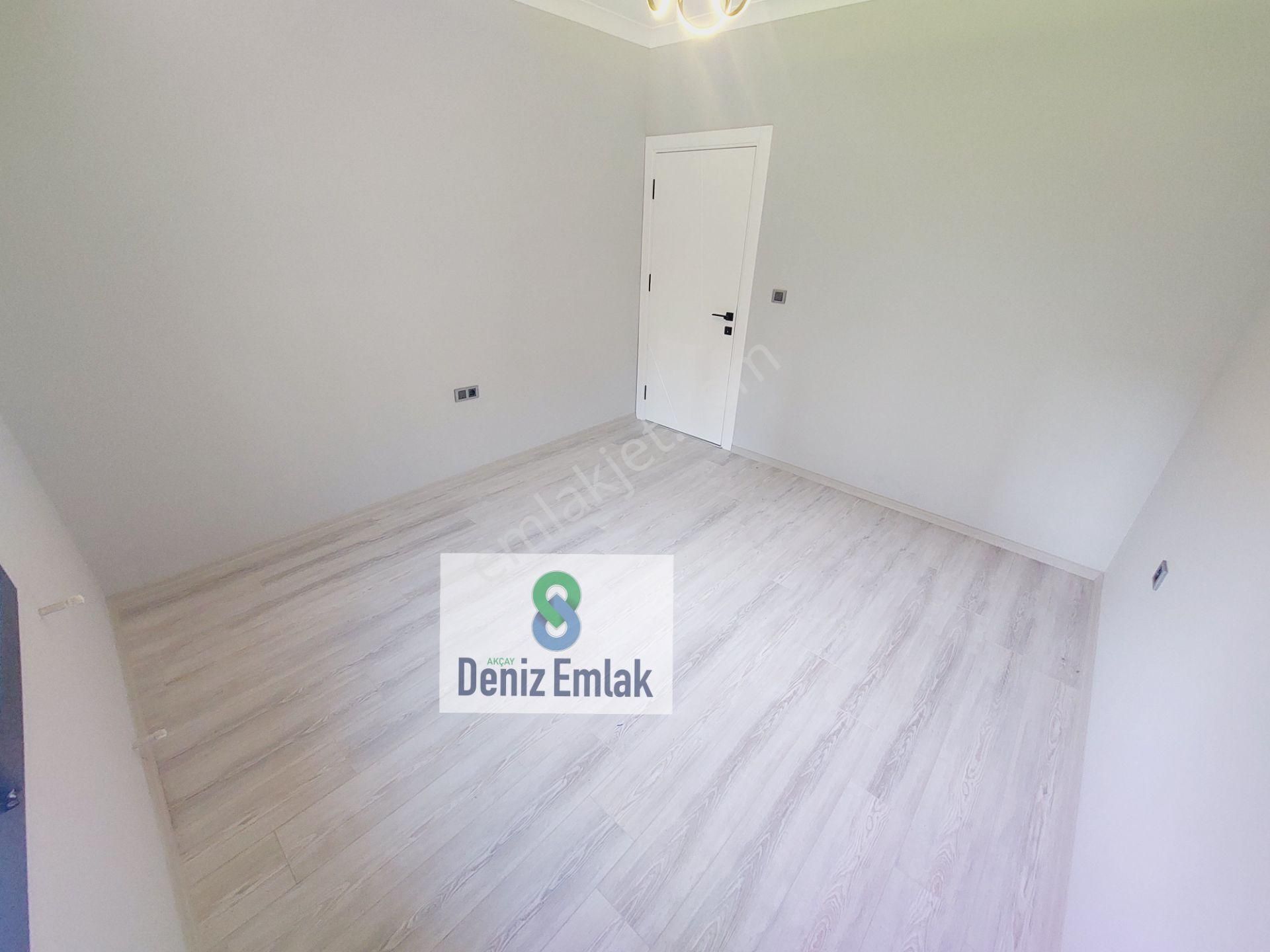 Denizden Akçayda Öncephe Geniş Balkonlu Satılık Lüx Satılık 2+1 Daire. - Görsel 10