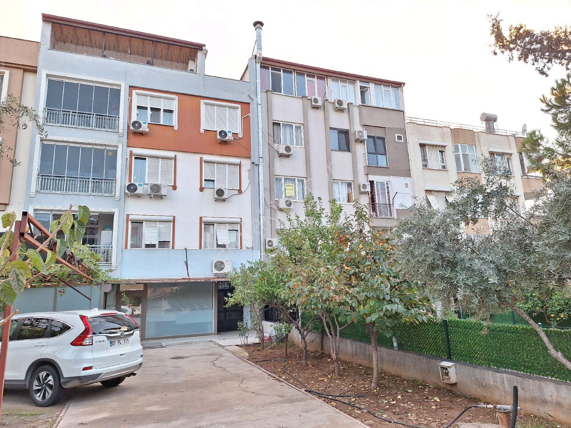 Antalya Kepez Yeşilyurt Mahallesinde Merkezi Konumda Eşyalı Satılık 1+1 Daire