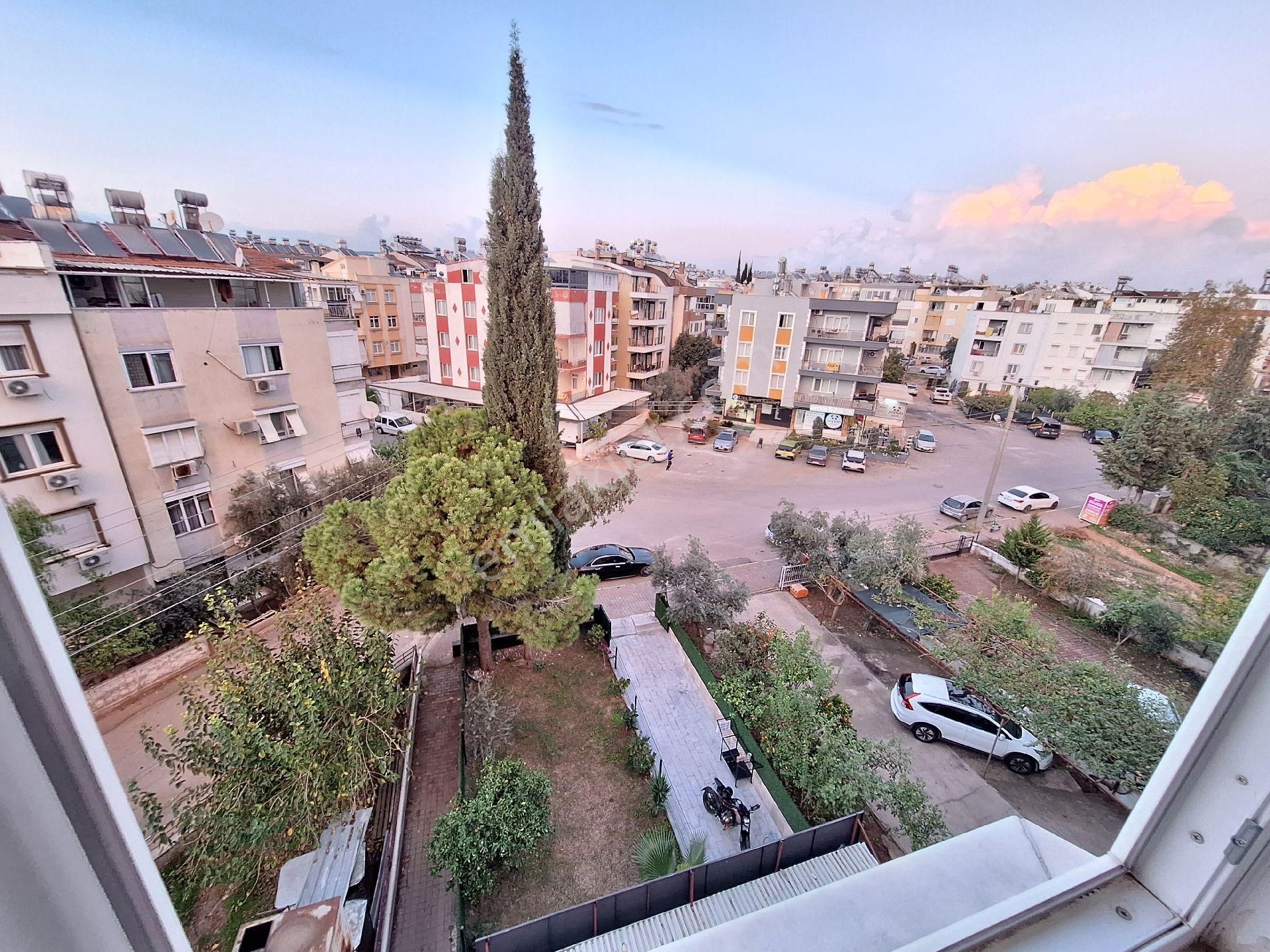 Antalya Kepez Yeşilyurt Mahallesinde Merkezi Konumda Eşyalı Satılık 1+1 Daire - Görsel 33