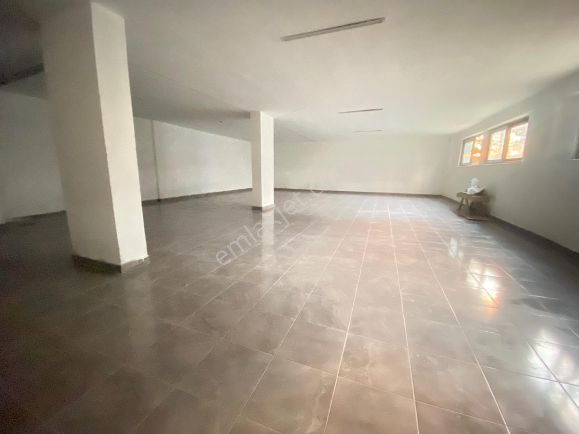 Alanya Oba Mahallesi Satılık 3 Katlı Dükkan - Görsel 8