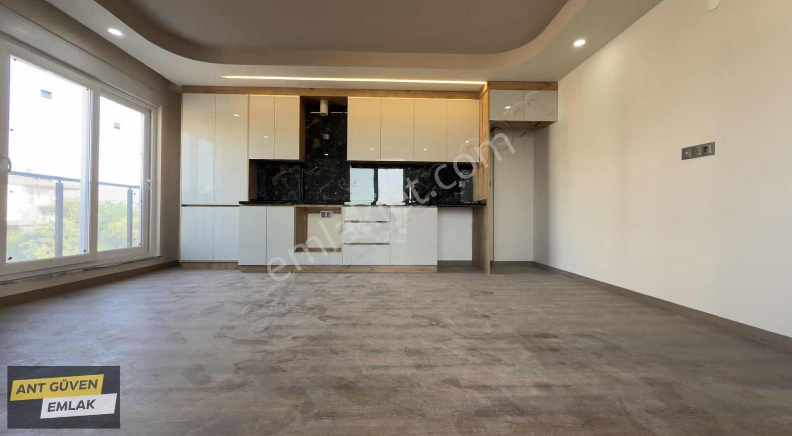 Yeniköy'de Cadde Üzerinde 2+1 Elektrikli Pnjrlu Sıfır Daireler - Görsel 23