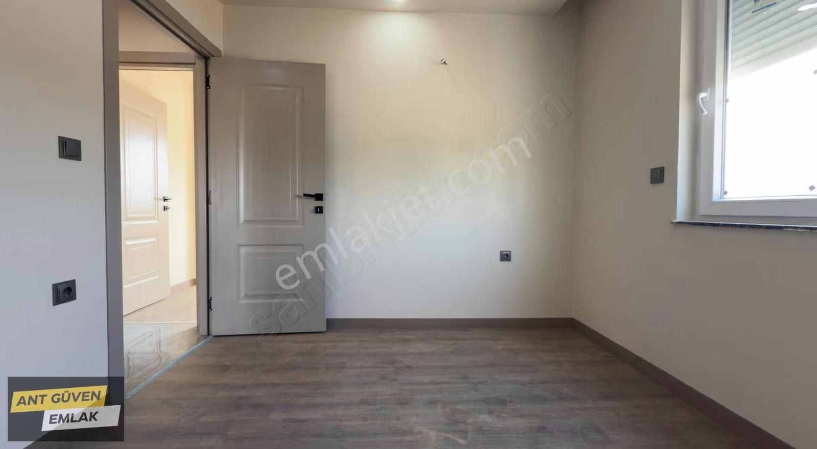 Yeniköy'de Cadde Üzerinde 2+1 Elektrikli Pnjrlu Sıfır Daireler - Görsel 6