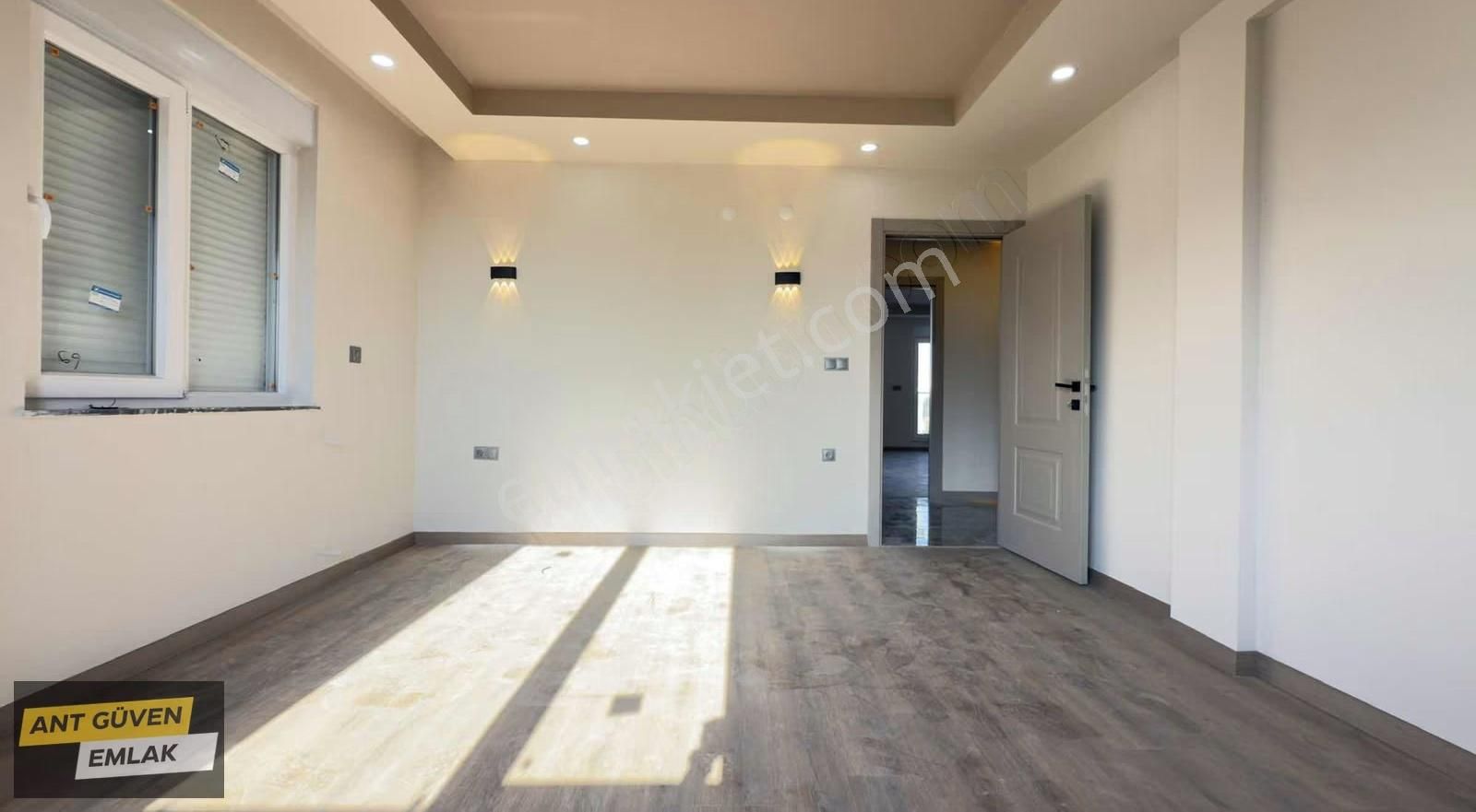 Yeniköy'de Cadde Üzerinde 2+1 Elektrikli Pnjrlu Sıfır Daireler - Görsel 9