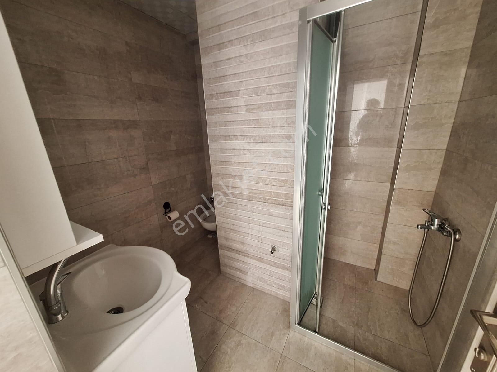 Şirinyer Nato Yanı İzban Yakını Genç Bina