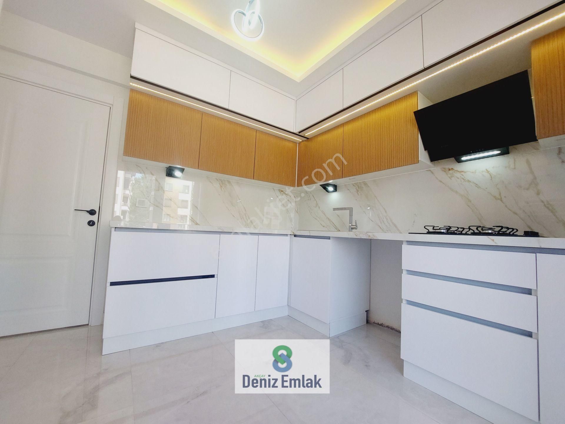 Denizden Akçayda Türk Hamamlı Ebeveynli Geniş Satılık 3+1 Daire. - Görsel 2