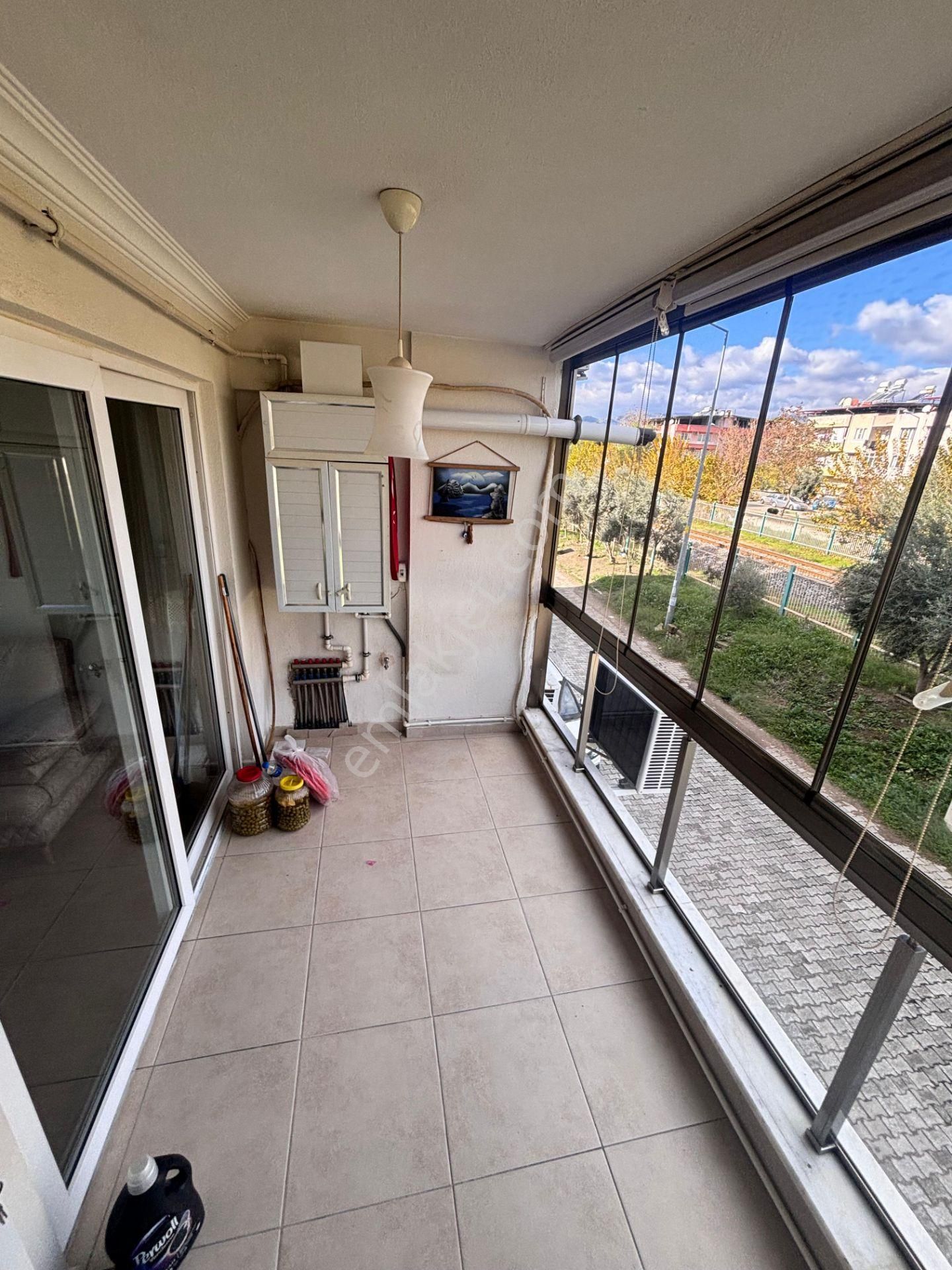 Cumhuriyet Mahallesinde Çarşıya Yakın Konumda Ara Kat 3+1 Satılık Daire - Görsel 11