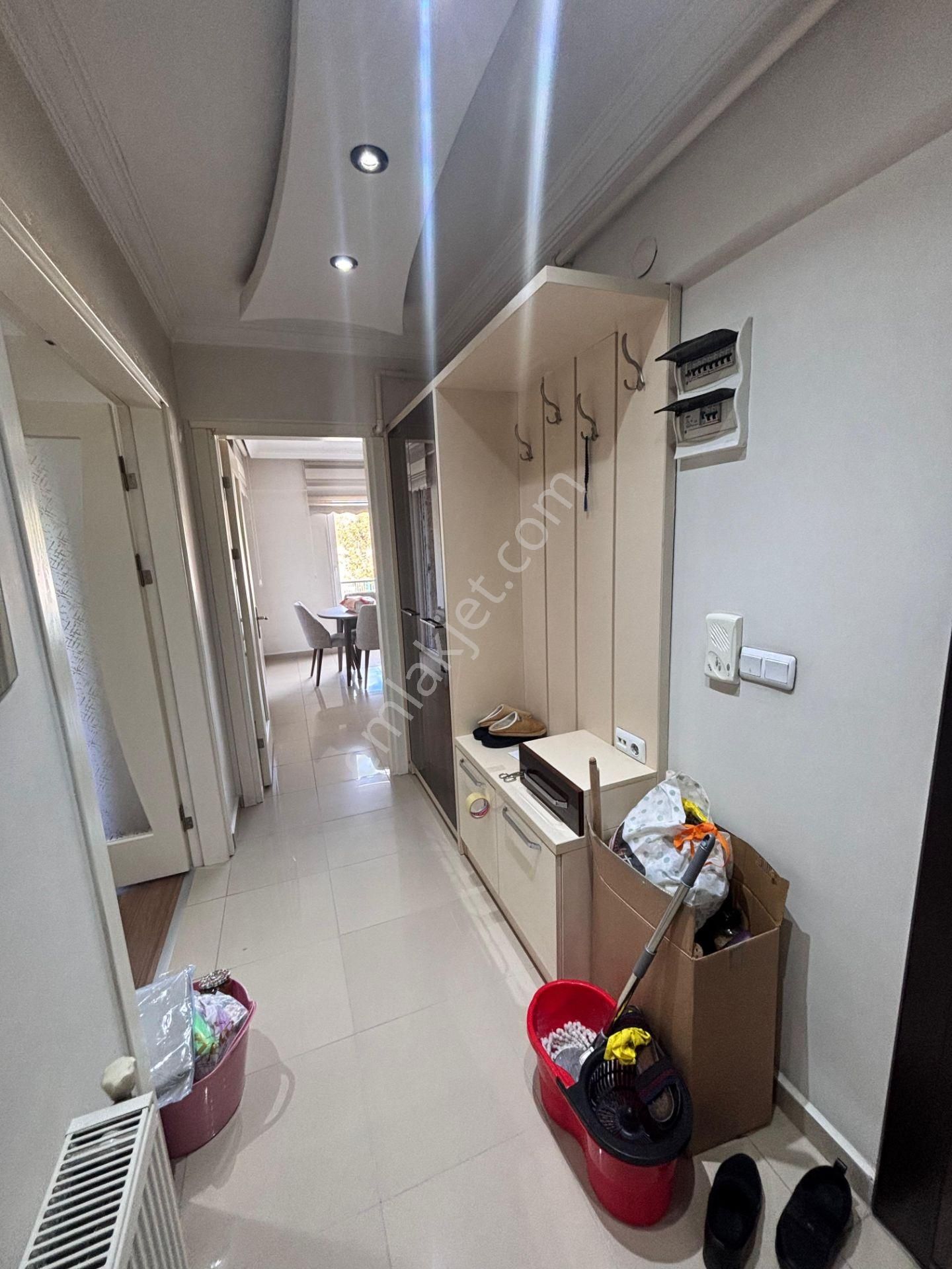 Cumhuriyet Mahallesinde Çarşıya Yakın Konumda Ara Kat 3+1 Satılık Daire - Görsel 14