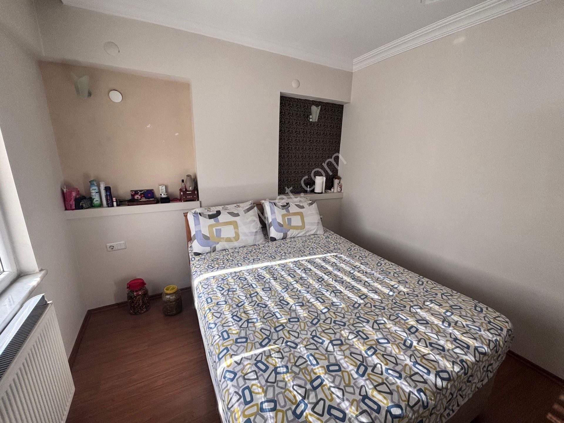 Cumhuriyet Mahallesinde Çarşıya Yakın Konumda Ara Kat 3+1 Satılık Daire - Görsel 23