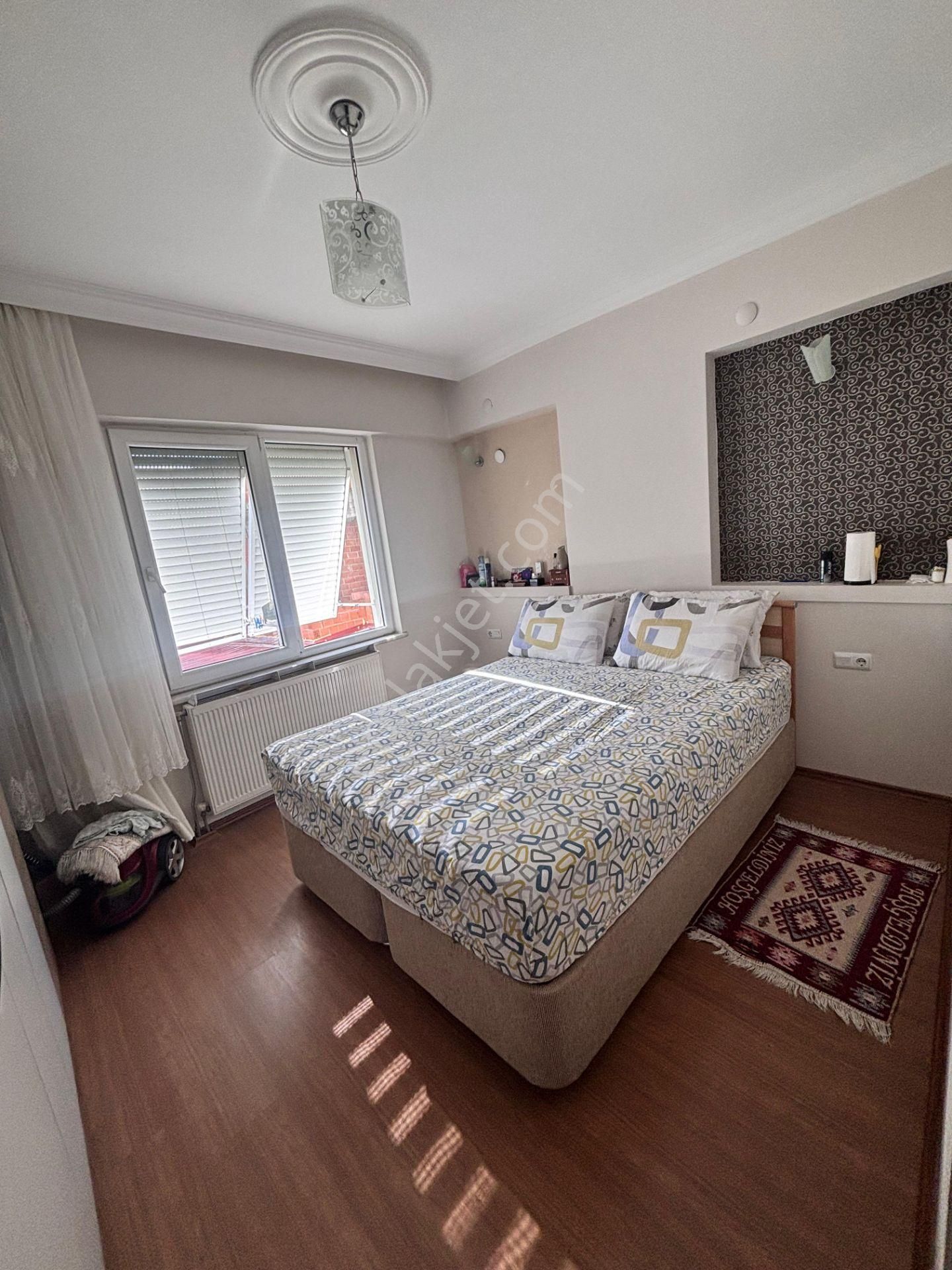 Cumhuriyet Mahallesinde Çarşıya Yakın Konumda Ara Kat 3+1 Satılık Daire - Görsel 15