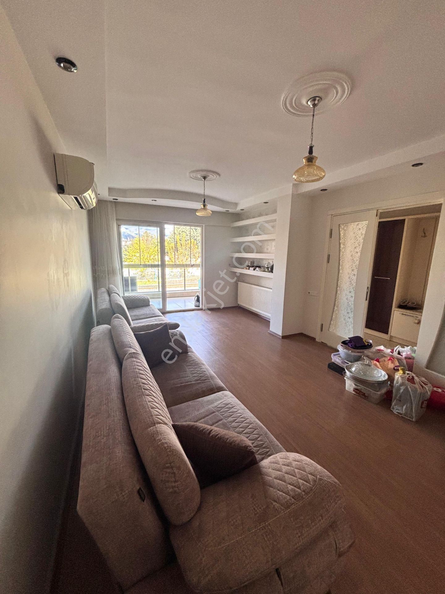 Cumhuriyet Mahallesinde Çarşıya Yakın Konumda Ara Kat 3+1 Satılık Daire - Görsel 17