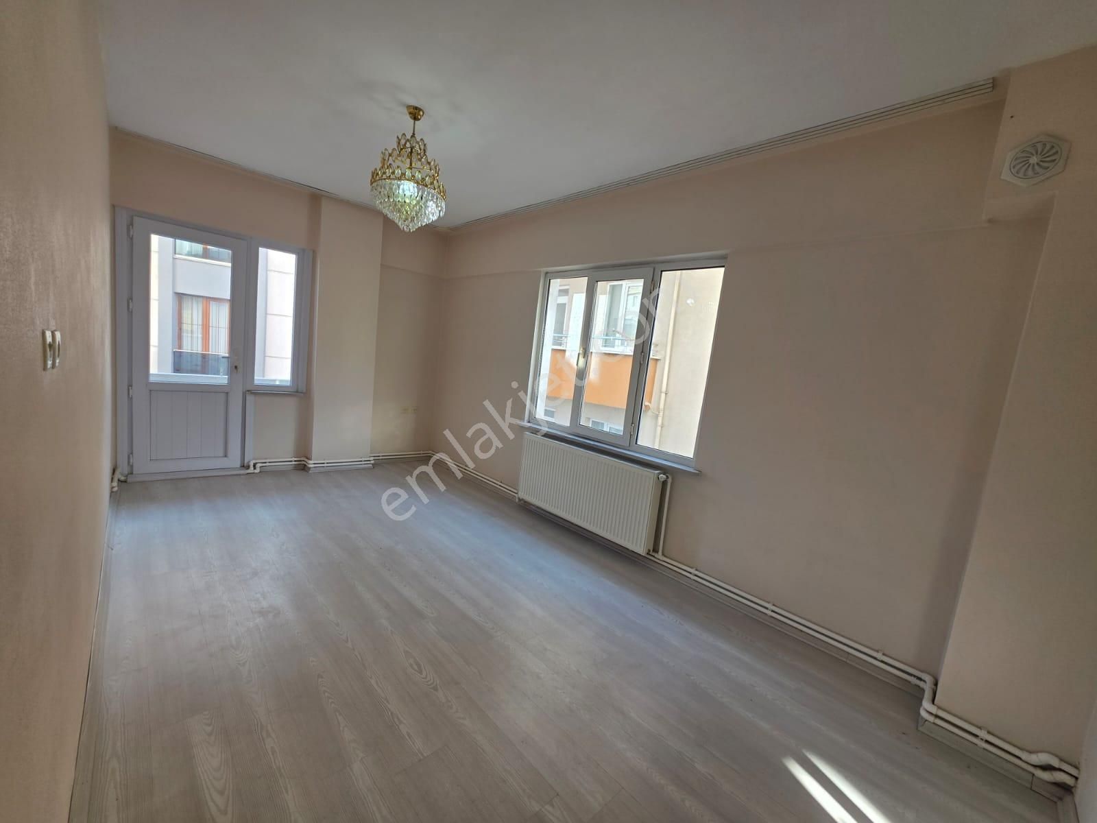 Ergünler İnşaattan Merkezde Arakat 3+1 Satılık Daire - Görsel 2