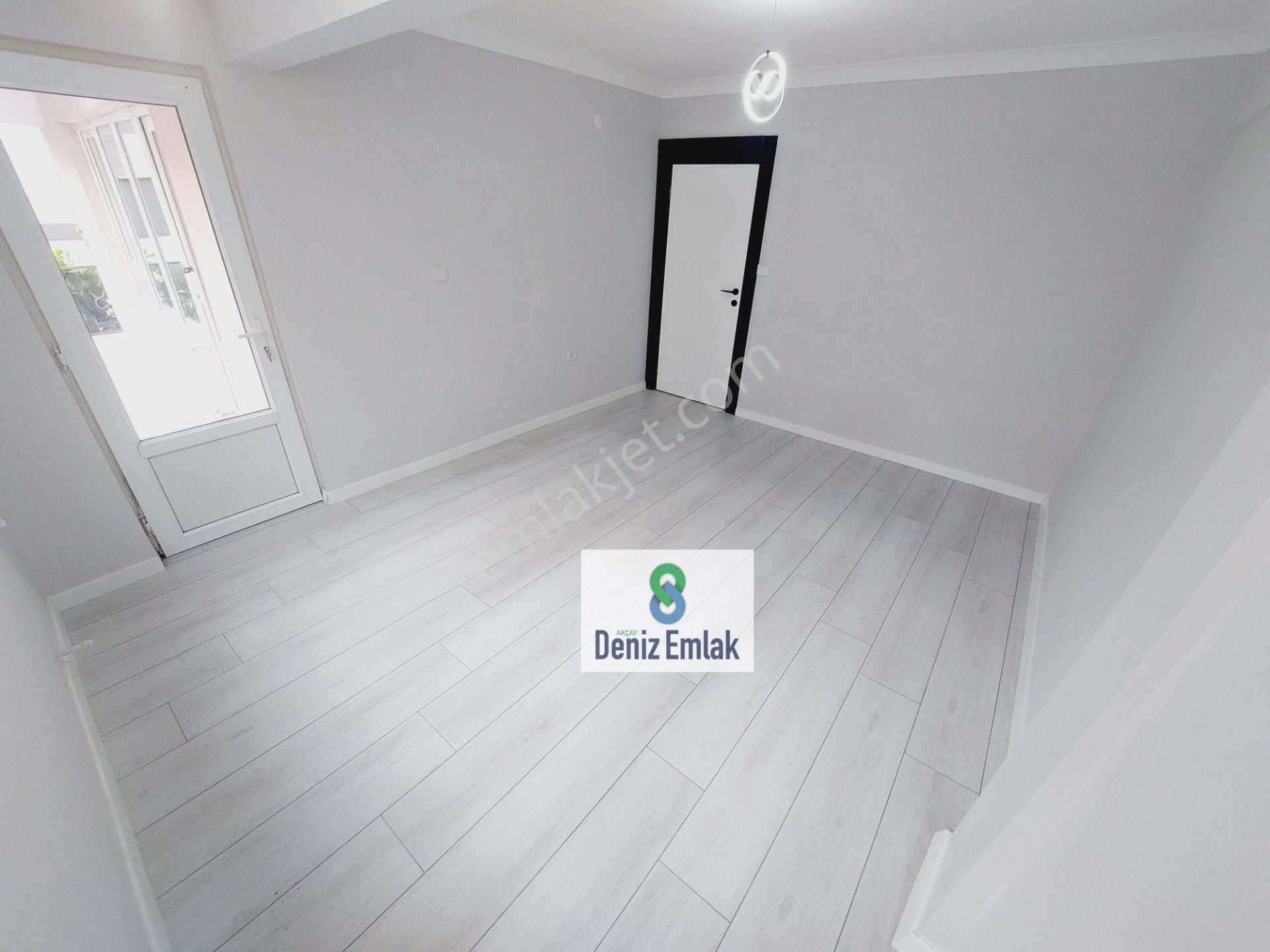 Denizden Akçay Sarıkızda Masrafsız Bahçe Kullanımlı Satılık 2+1 Daire. - Görsel 6