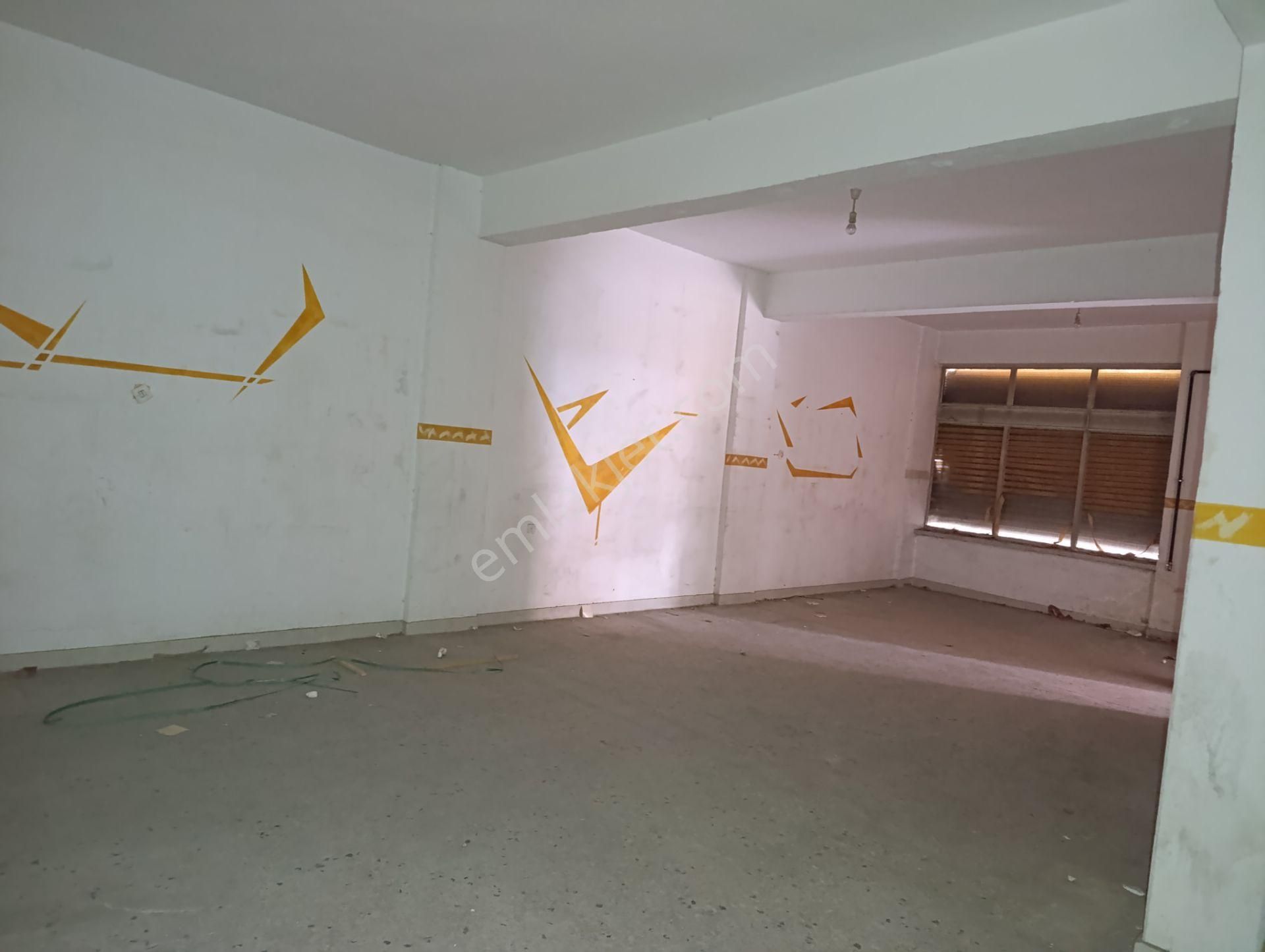 Sakarya Mahallesin De Acil Satılık Dükkanlar - Görsel 19