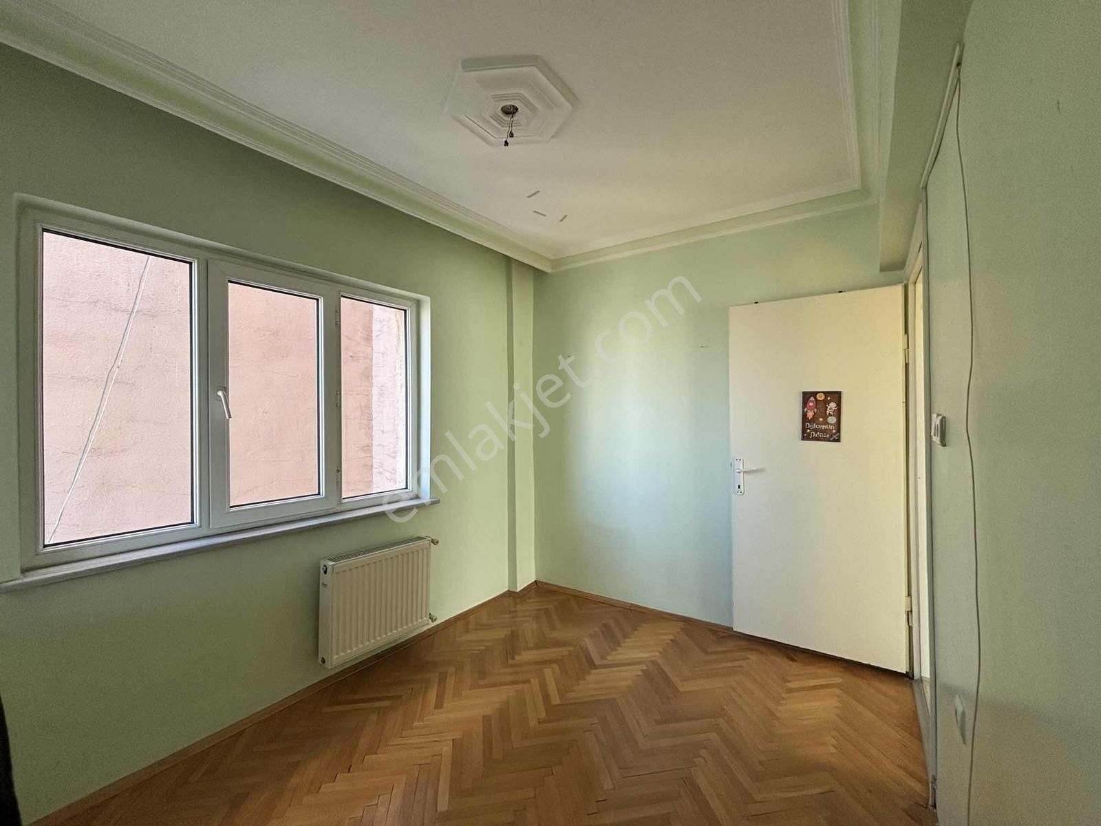 Eker'den Batıkent Mh. Site İçinde Geniş 3+1 Kiralık Daire - Görsel 17