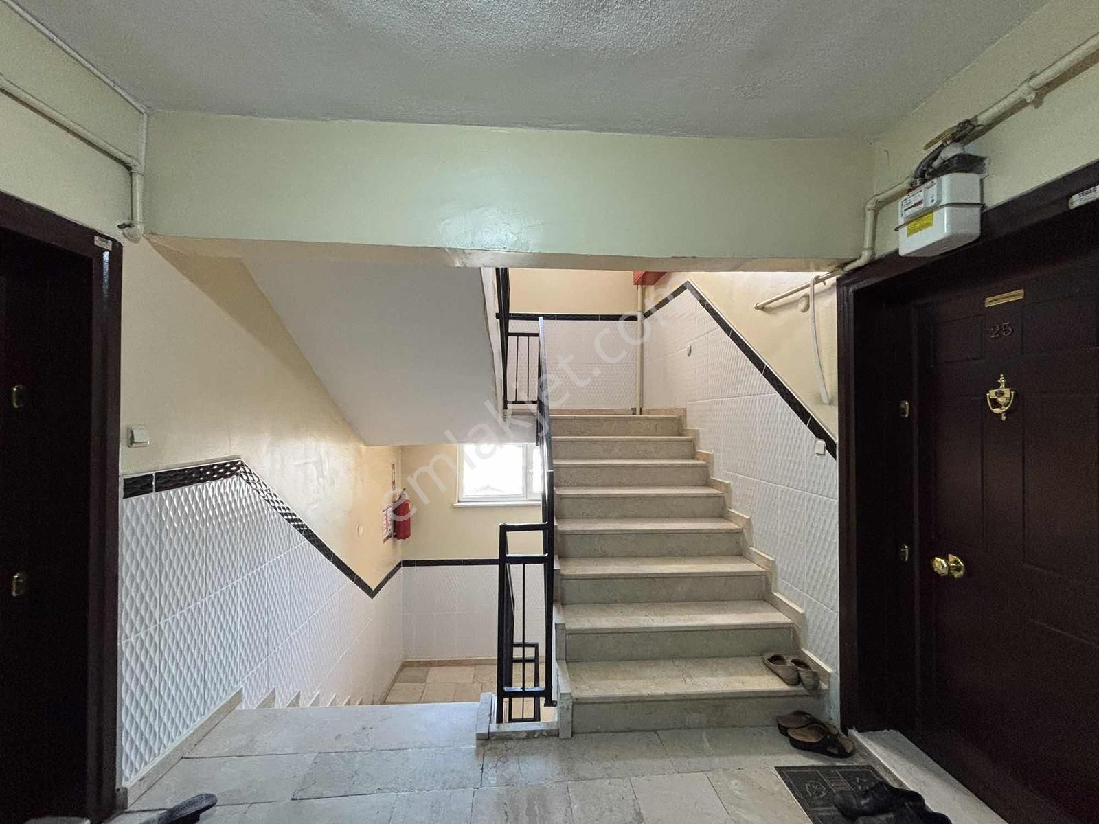 Eker'den Batıkent Mh. Site İçinde Geniş 3+1 Kiralık Daire - Görsel 14