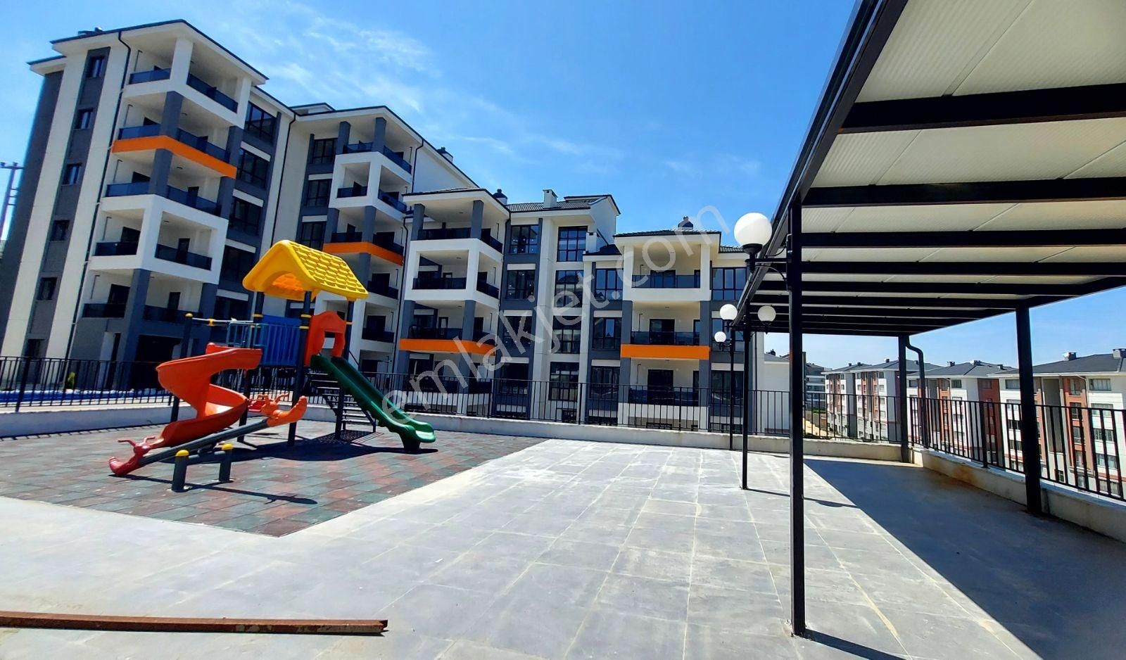 Kariyer 'den Canpark Sitesinde 3+1 Satılık Daire - Görsel 4