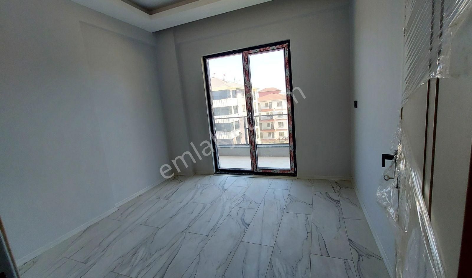 Kariyer 'den Canpark Sitesinde 3+1 Satılık Daire - Görsel 3