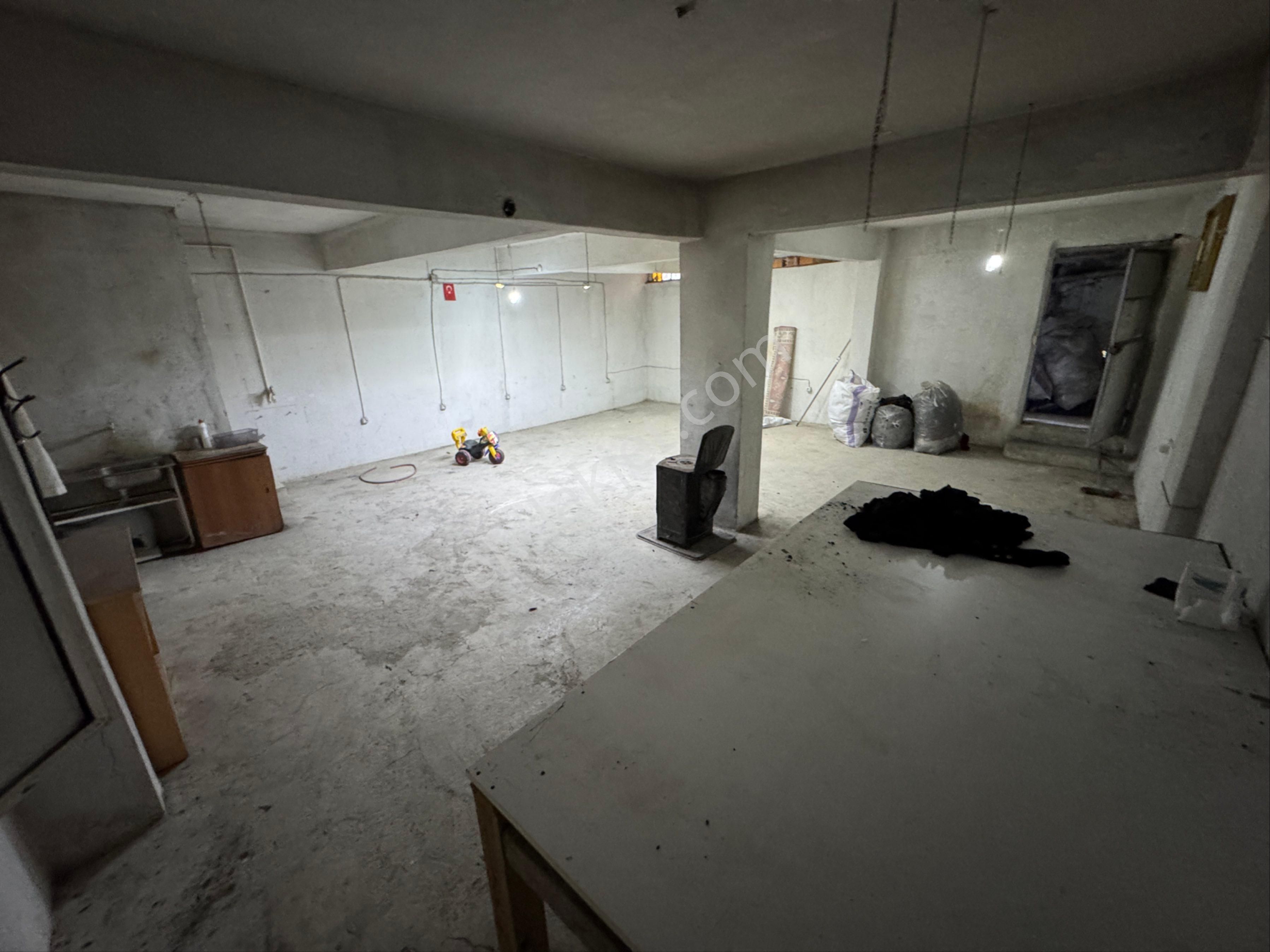 Zafer Yapı Gayrimenkulden Kiralıkbodrum Dükkan 70m2 Sanayielektrikli İstanbul Sultangazi Cebecimahde - Görsel 3