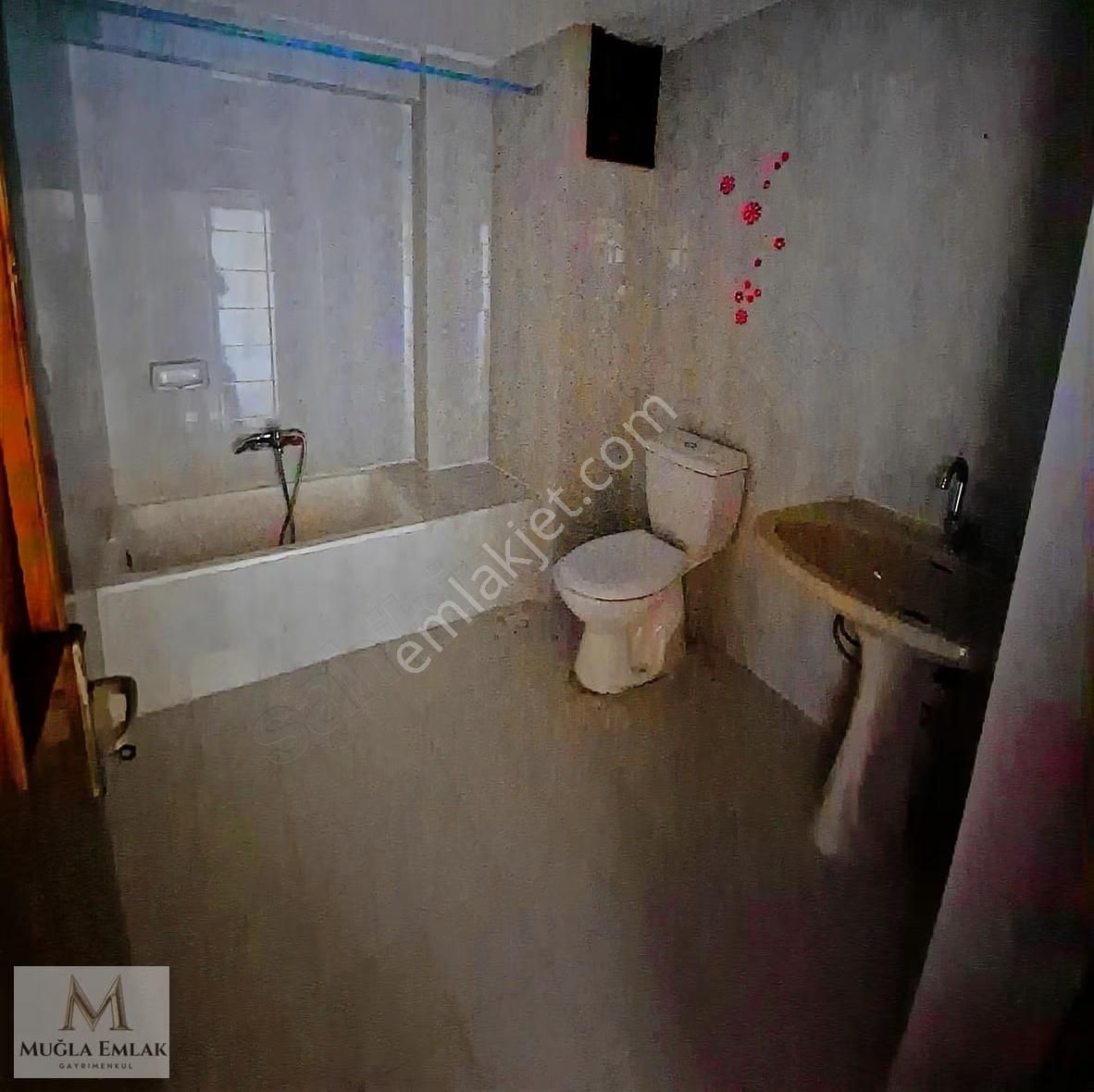 Muğla Emlaktan Ertuğrul Gazi İ.ö.o Yanı 90m 2+1 Ferah 4.kat - Görsel 26