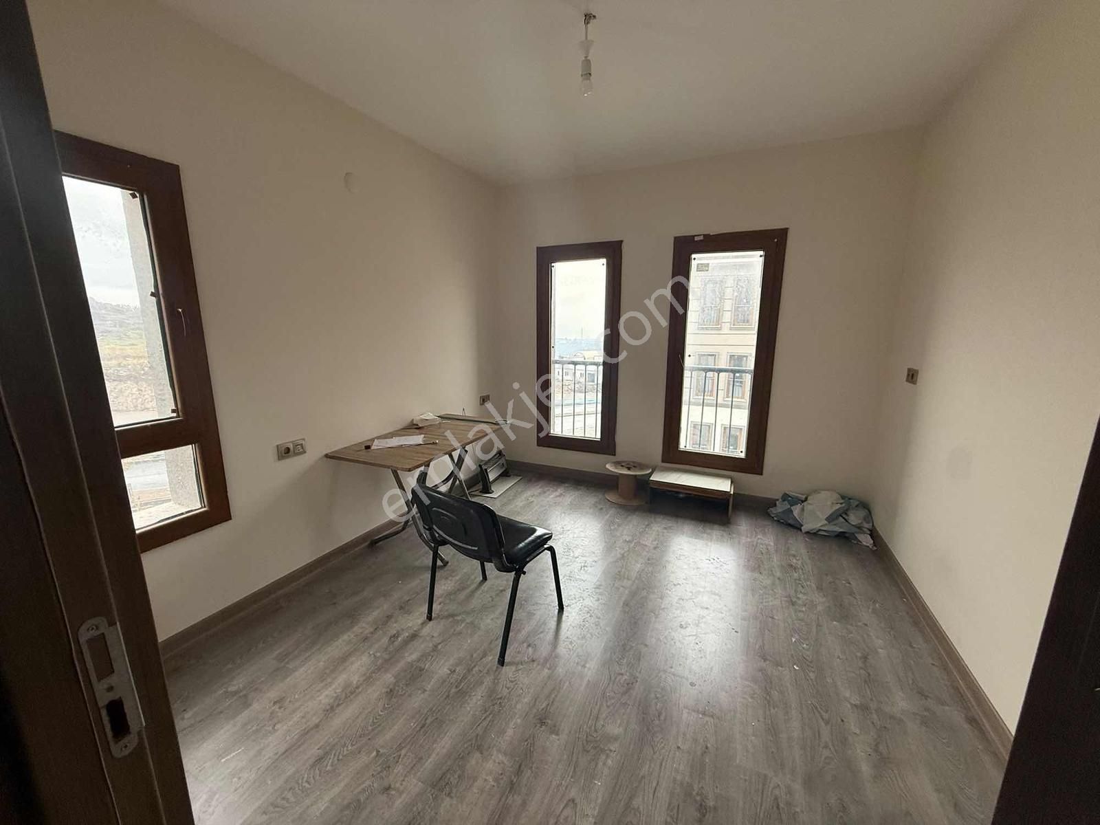 Anka Emlak'dan 2,etapta Okul Cami Şehir Cephe Arakat Daire - Görsel 7