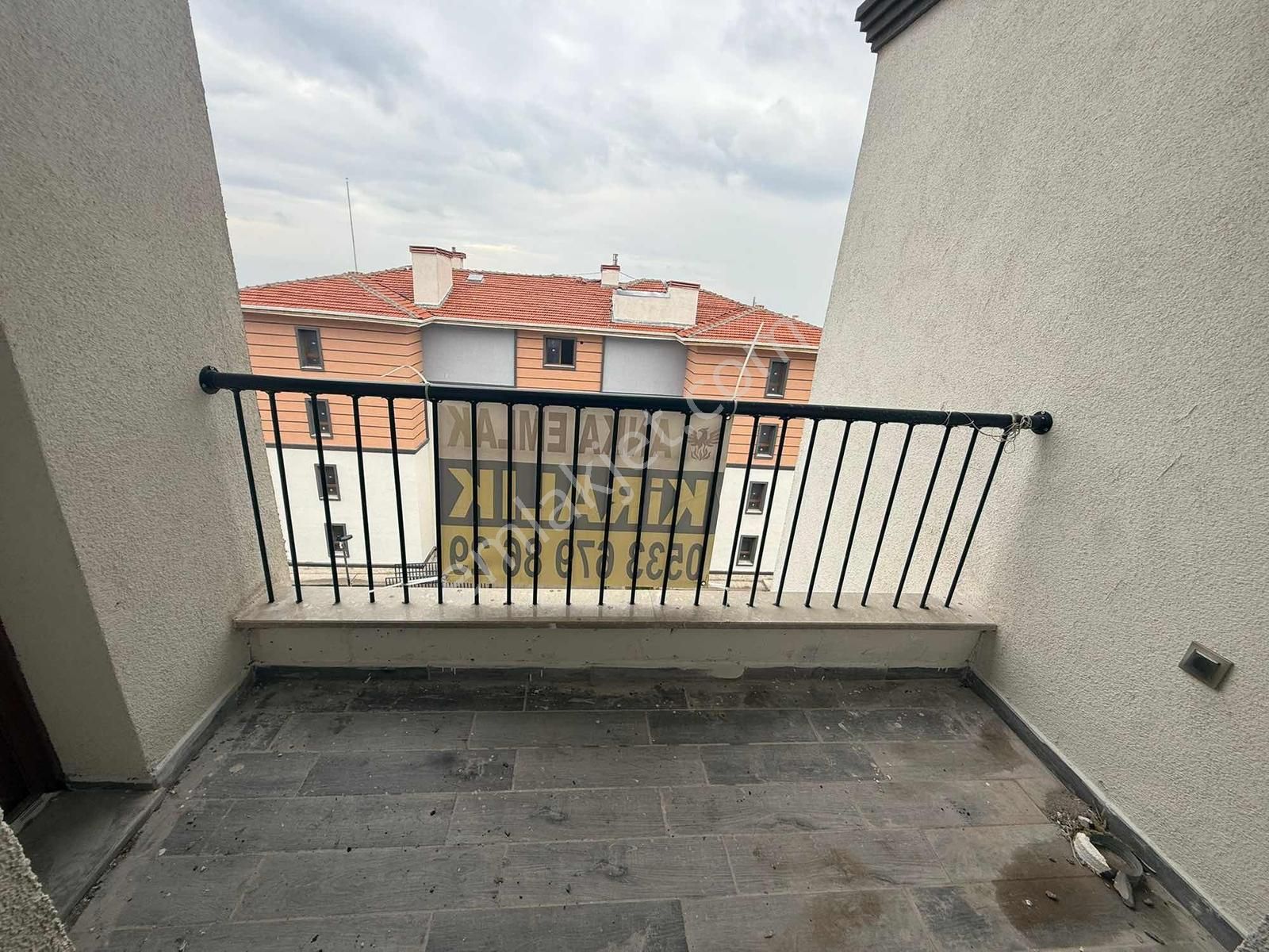 Anka Emlak'dan 2,etapta Okul Cami Şehir Cephe Arakat Daire - Görsel 16