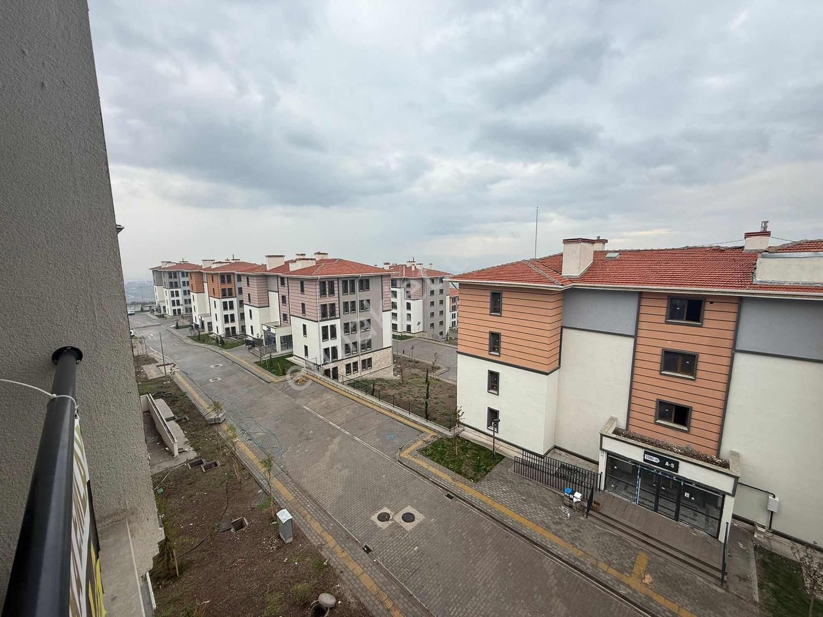 Anka Emlak'dan 2,etapta Okul Cami Şehir Cephe Arakat Daire - Görsel 14