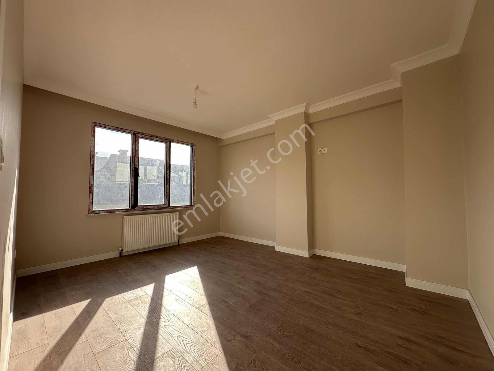 Bahçelievler Mahallesinde Güvenlikli Sitede Geniş - Ferah 2+1 - Görsel 4