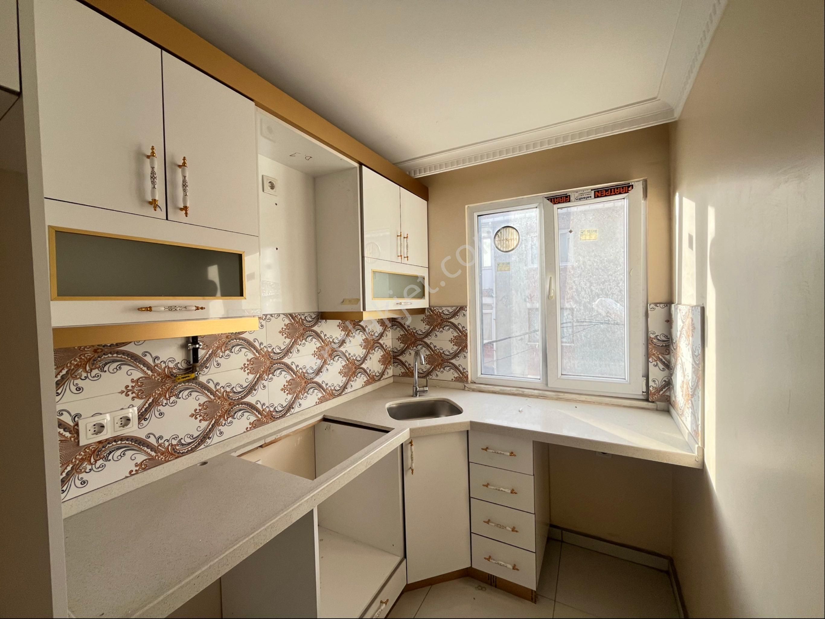 Cumhuriyet Mh.'sinde Satılık 3+1 110 M2 Ebeveyn Banyolu Sıfır Yeni Bina - Görsel 13