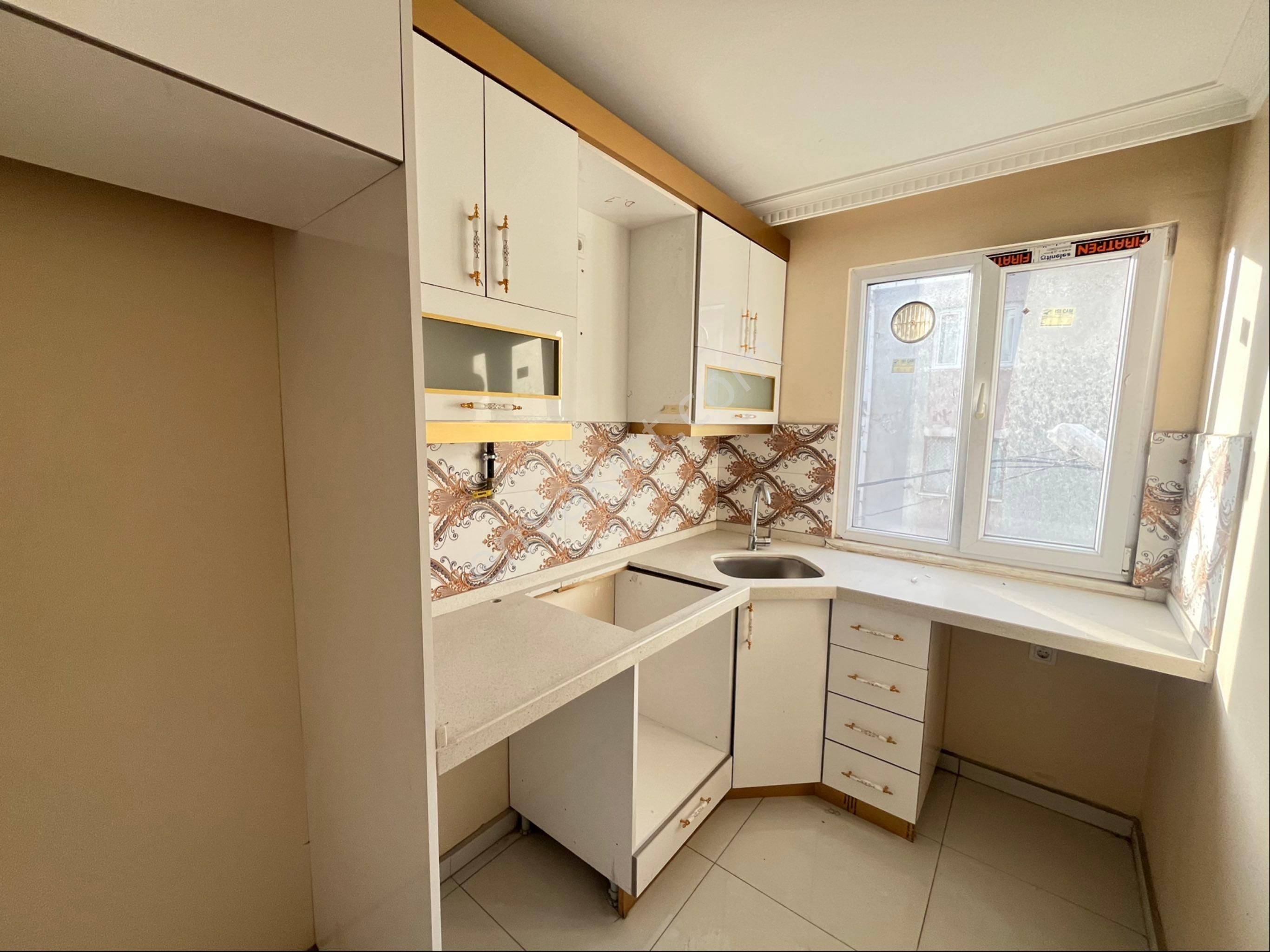 Cumhuriyet Mh.'sinde Satılık 3+1 110 M2 Ebeveyn Banyolu Sıfır Yeni Bina - Görsel 11