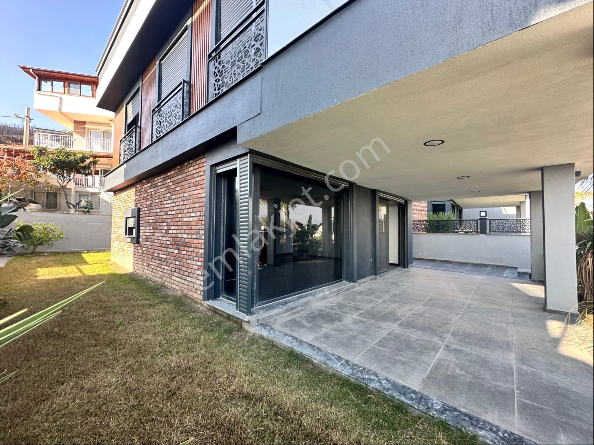 Seferihisar Doğanbeyde Satılık Deniz Manzaralı Müstakil Villa - Görsel 15