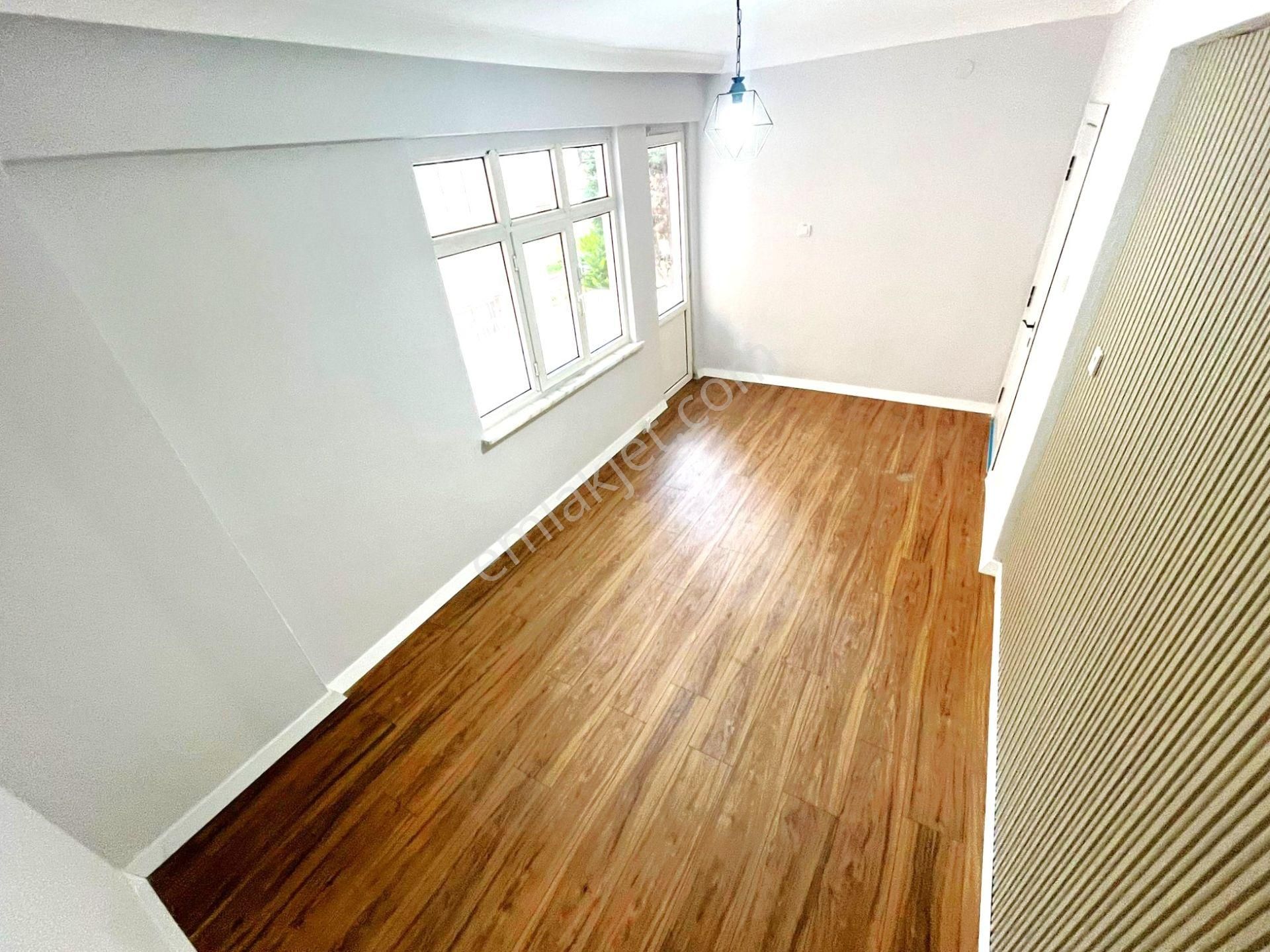 Aygül'den Akçay'da Site İçi Ara Kat Ayrı Mutfaklı Denize Ve Pazara Yakın Mesafede 2+1 Satılık Daire - Görsel 22