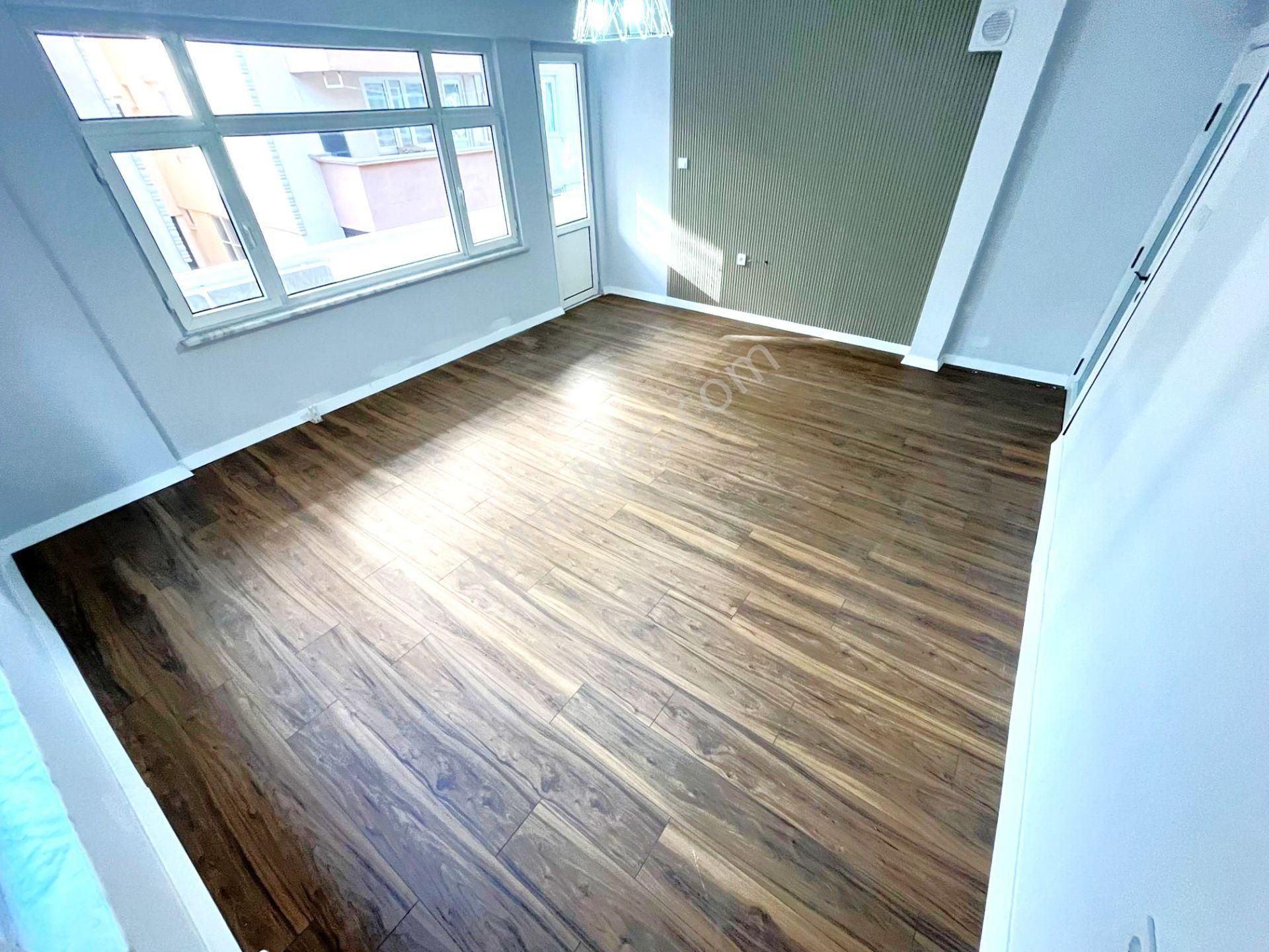 Aygül'den Akçay'da Site İçi Ara Kat Ayrı Mutfaklı Denize Ve Pazara Yakın Mesafede 2+1 Satılık Daire - Görsel 11