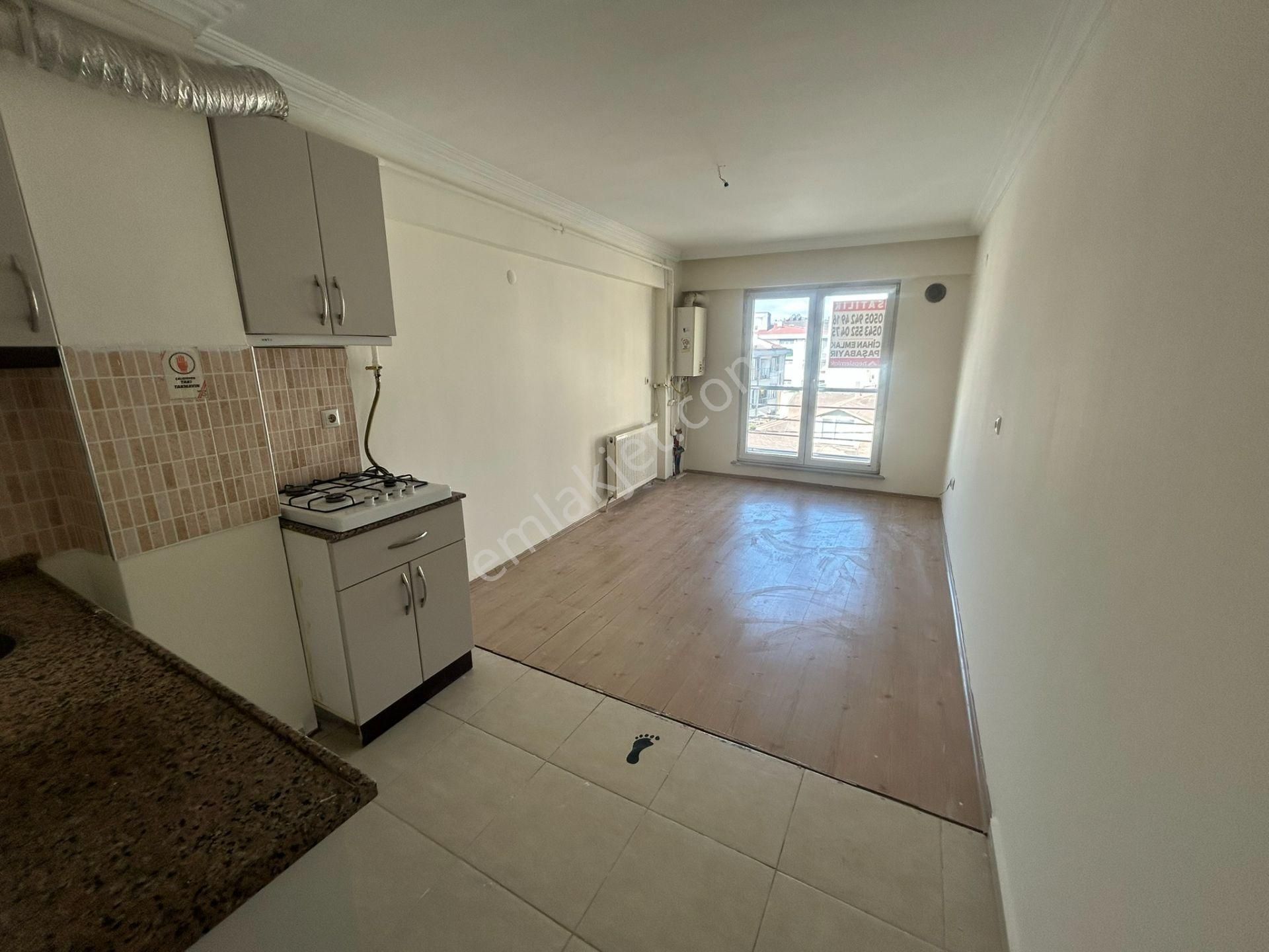 Sunullahta Bld Kafeteryası, Diş Hastanesi Ve Avm Yakını Satılık 1+1 Daire - Görsel 3
