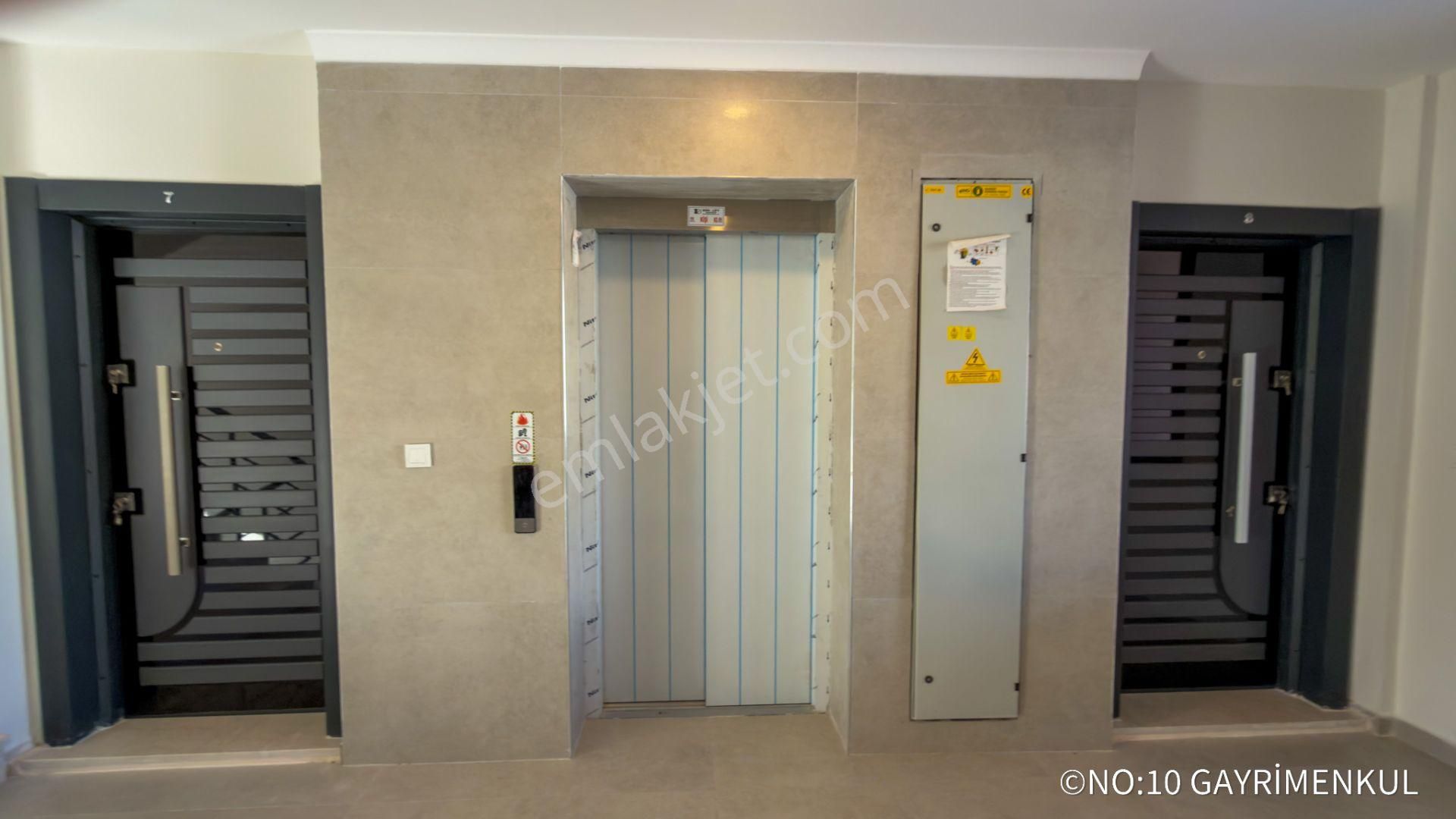 No:10 Gayrimenkul’den – Merkezi Konum, Cadde Üstü, Ara Kat 2+1 • Kapalı Mutfak • Ultra Lüks•kiralık - Görsel 3