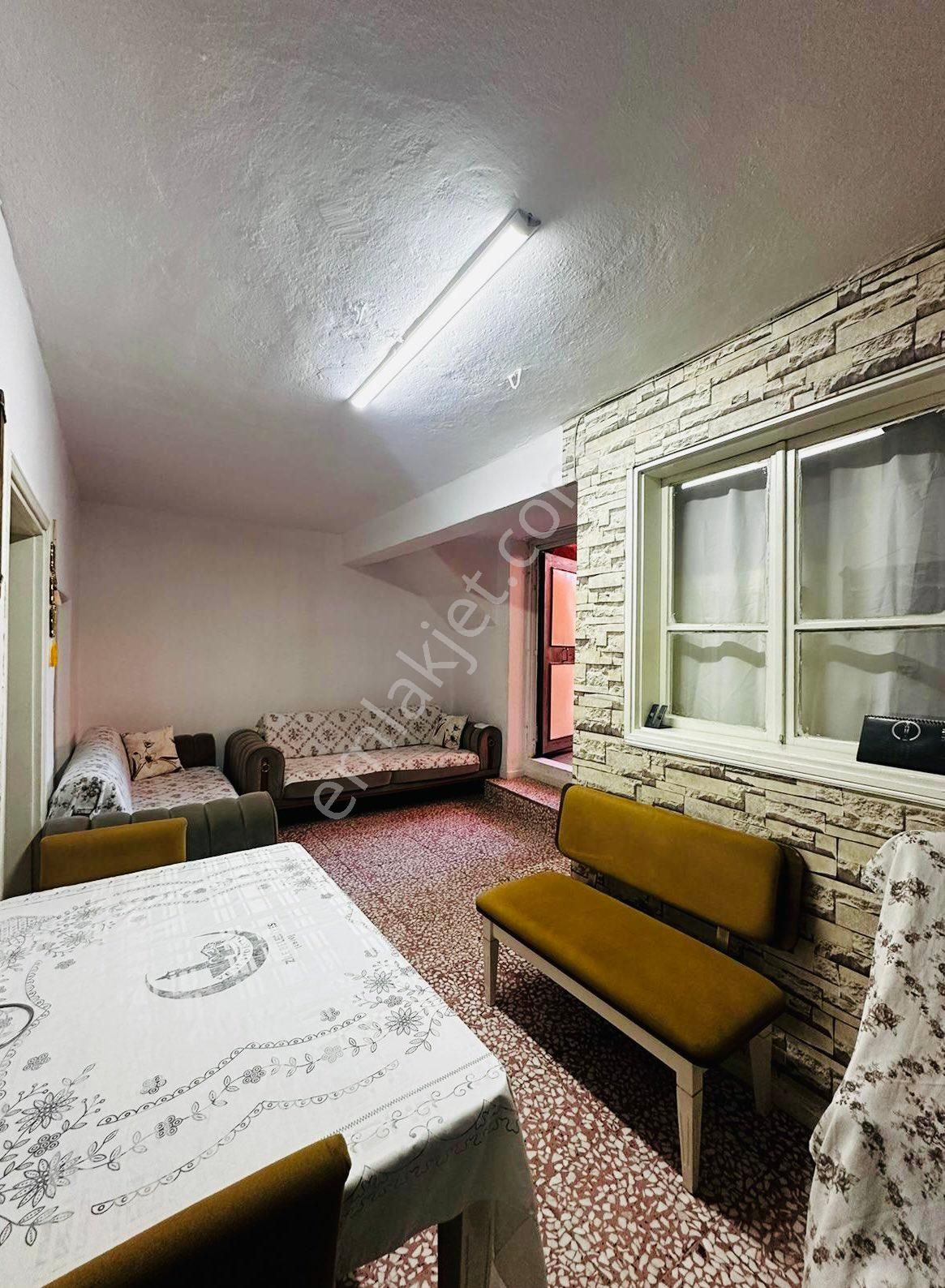 Gülpınar Mh.eski Doğum Evi Arkası Çarşıya Yakın Eşyalı Kiralık Müstakil Ev - Görsel 10