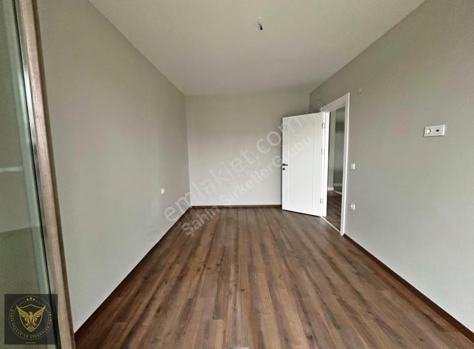 Beylikdüzü Vira İstanbul Sitesinde Geniş M2'li 1+1 Lüx Dairemiz - Görsel 11