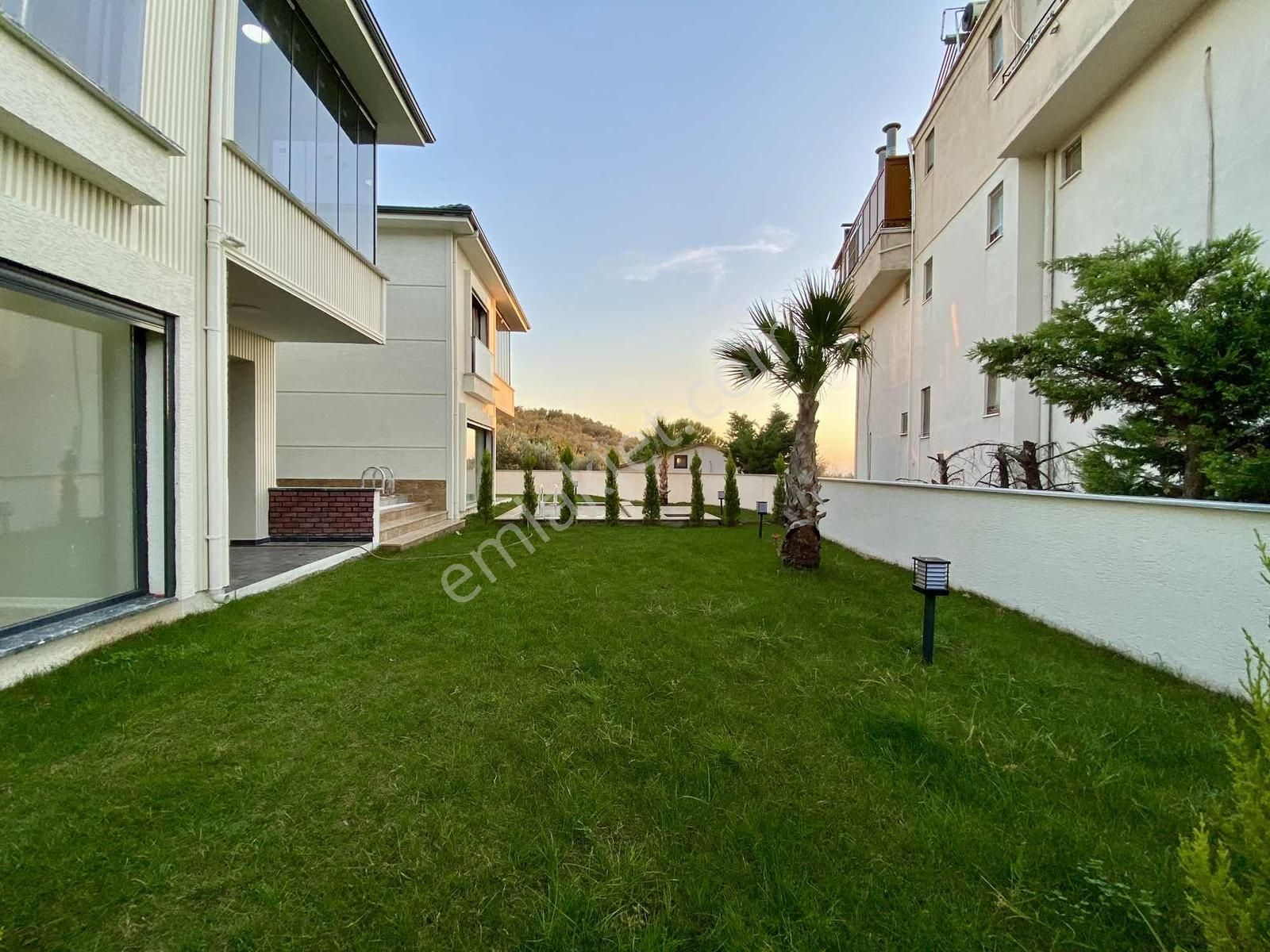 Onuryıldırım Dan Kızıçkeçilide 4+1 Havuzlu Lüx Villa - Görsel 27