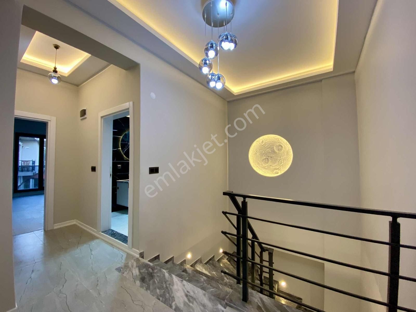 Onuryıldırım Dan Kızıçkeçilide 4+1 Havuzlu Lüx Villa - Görsel 8