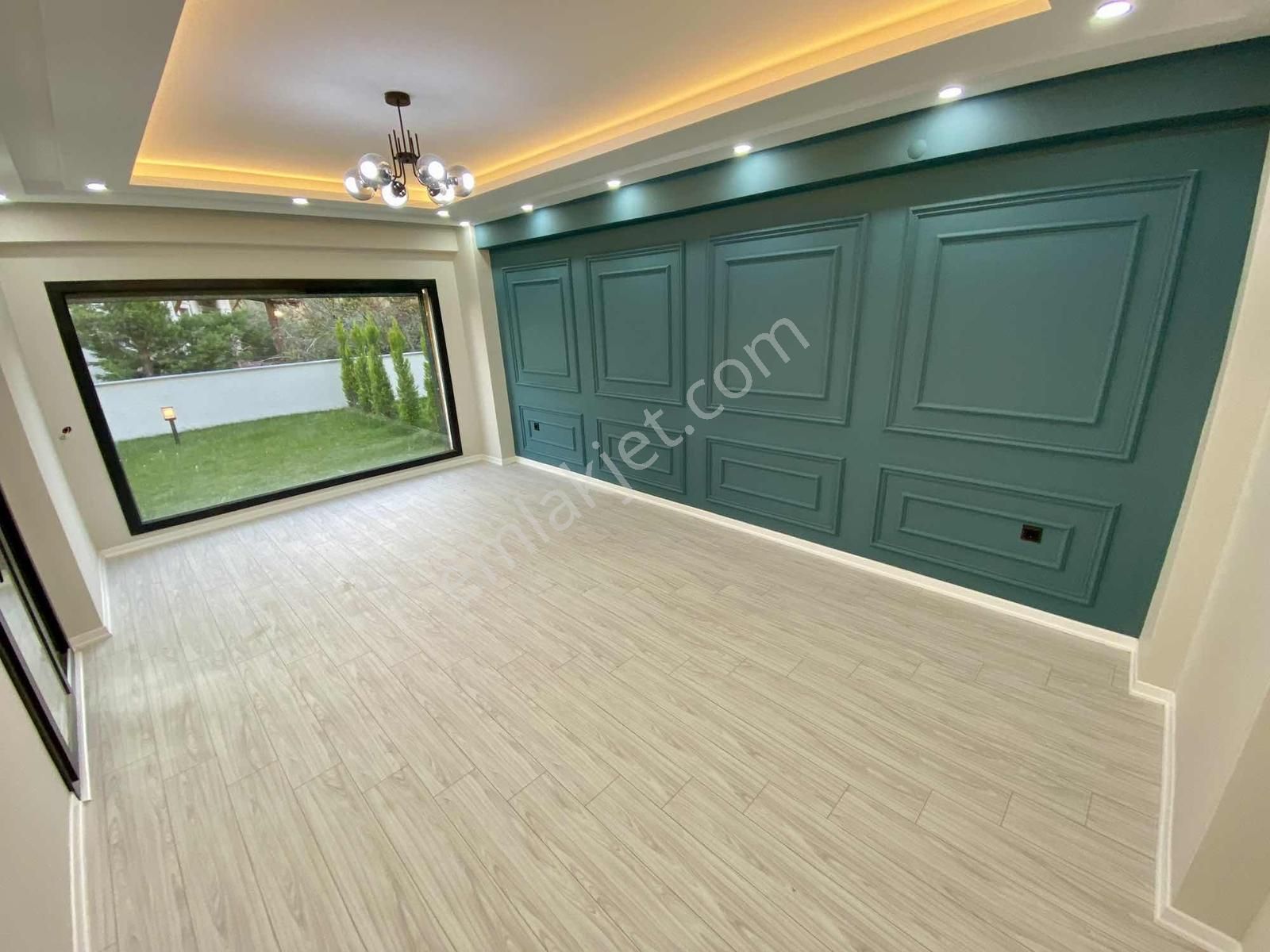 Onuryıldırım Dan Kızıçkeçilide 4+1 Havuzlu Lüx Villa - Görsel 24