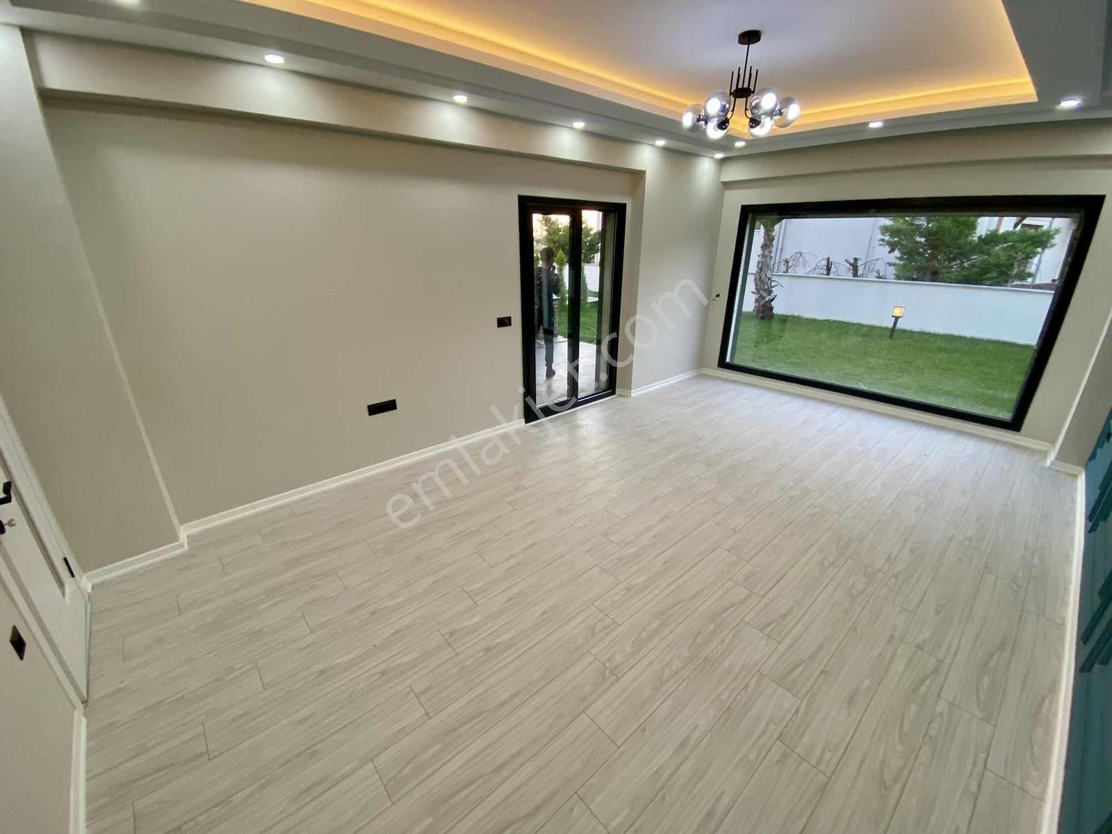 Onuryıldırım Dan Kızıçkeçilide 4+1 Havuzlu Lüx Villa - Görsel 4