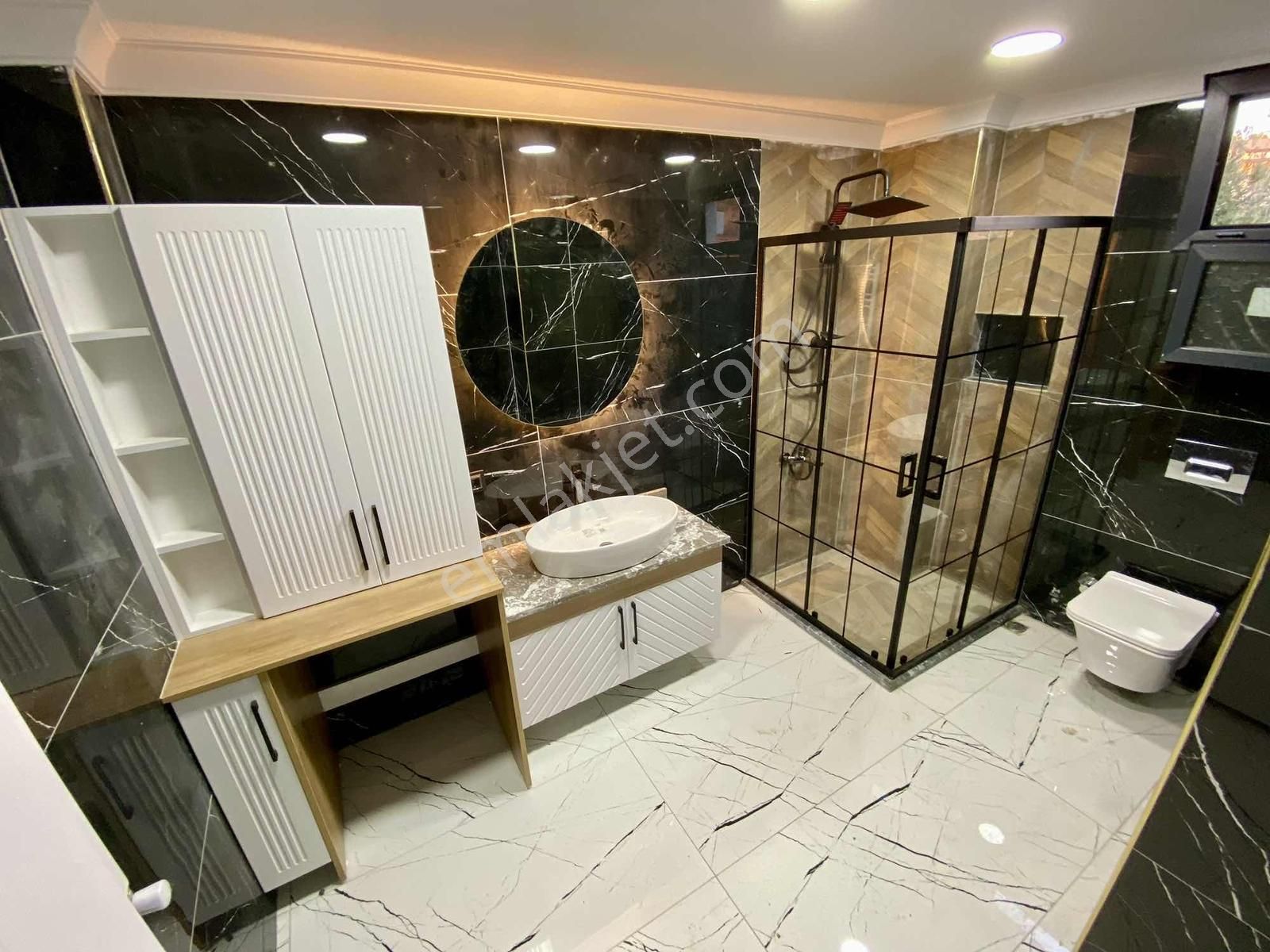 Onuryıldırım Dan Kızıçkeçilide 4+1 Havuzlu Lüx Villa - Görsel 21