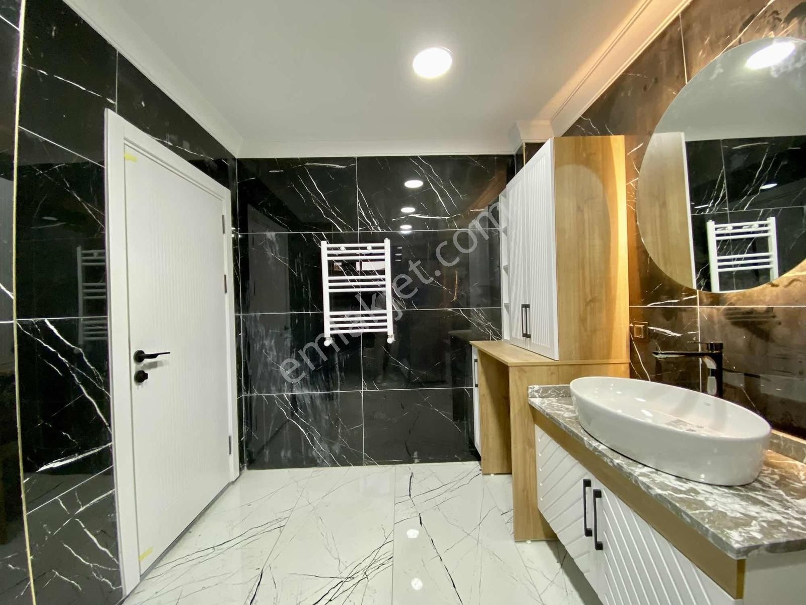 Onuryıldırım Dan Kızıçkeçilide 4+1 Havuzlu Lüx Villa - Görsel 18