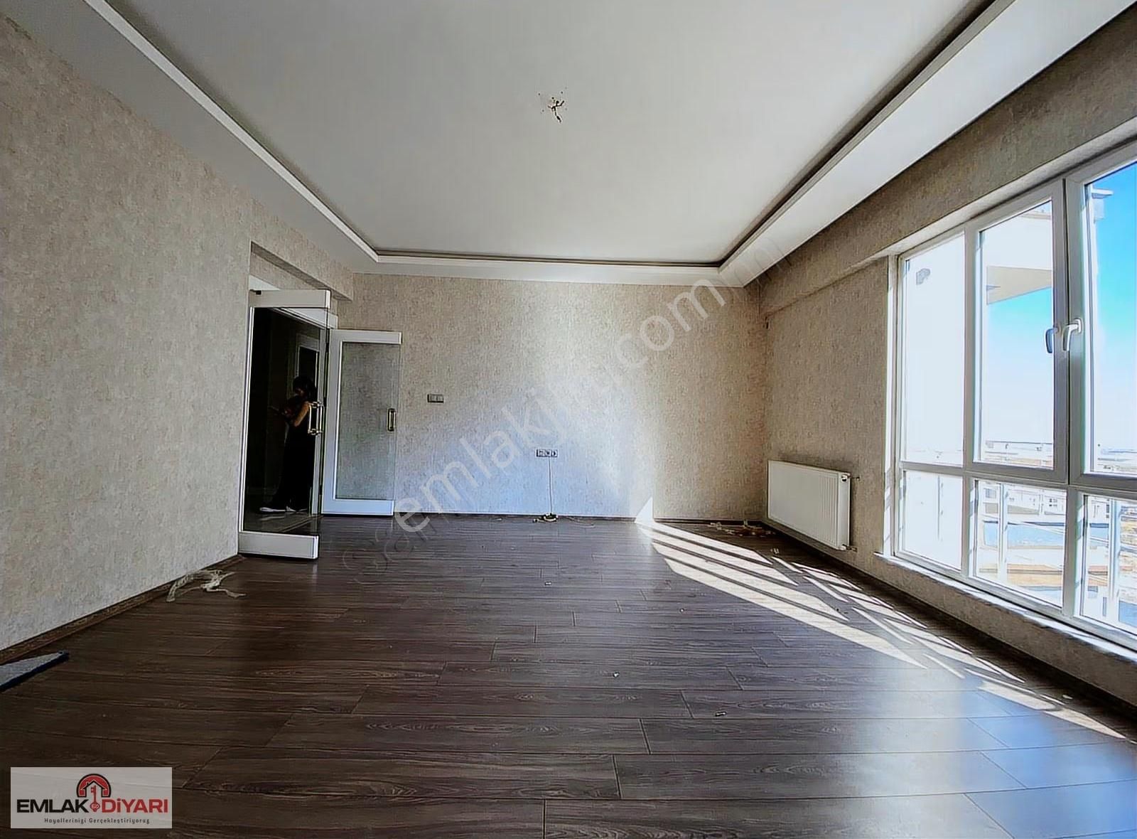 Emlak Diyarından Karataş"ın Gözde Konumunda 3+1 Fırsat Daire