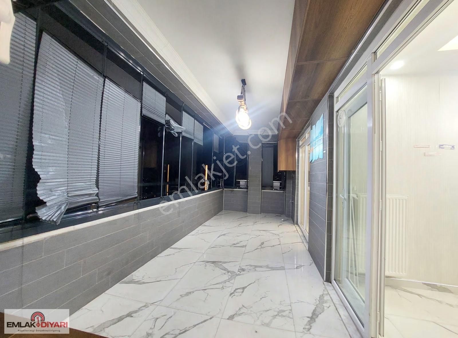 Emlak Diyarından Akkent'te Ultra Lüks Site İçi Ara Kat 3+1 Daire - Görsel 25
